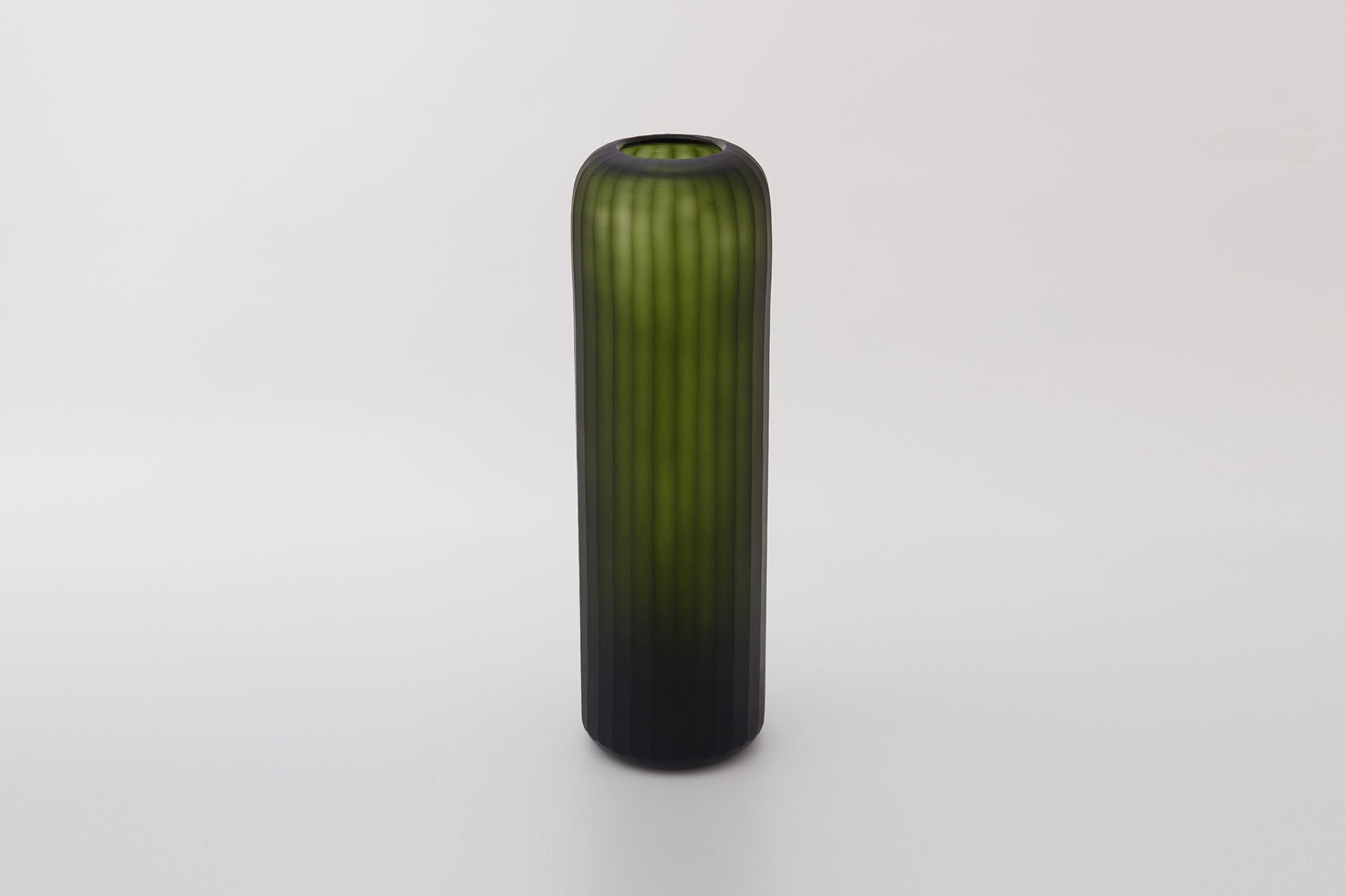 THE FOUNDRY LANTERN VASE TALL MOSS
