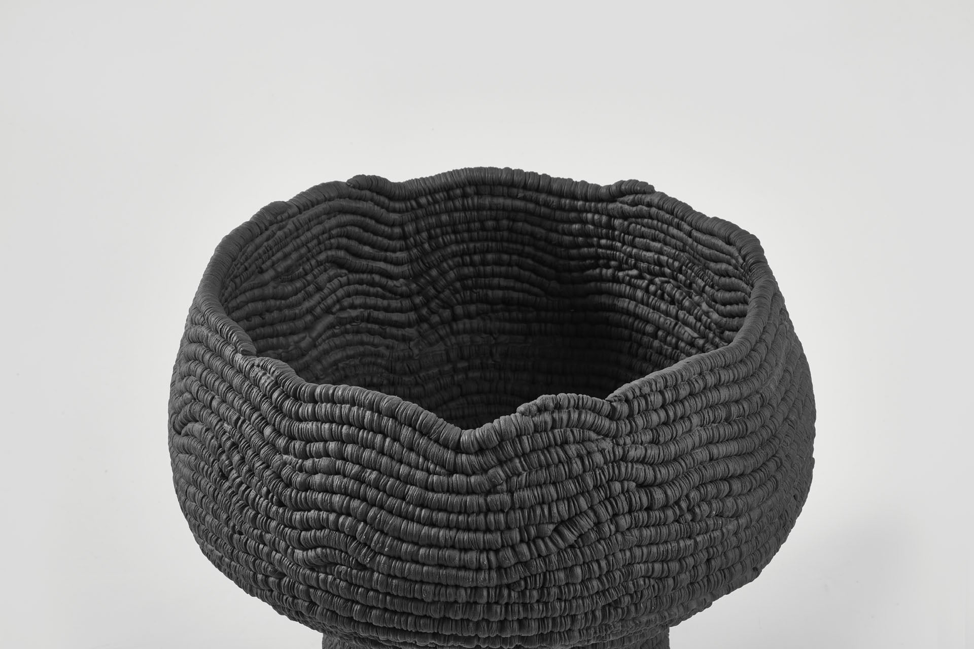 THE FOUNDRY MIRA BOWL EBONY MEDIUM