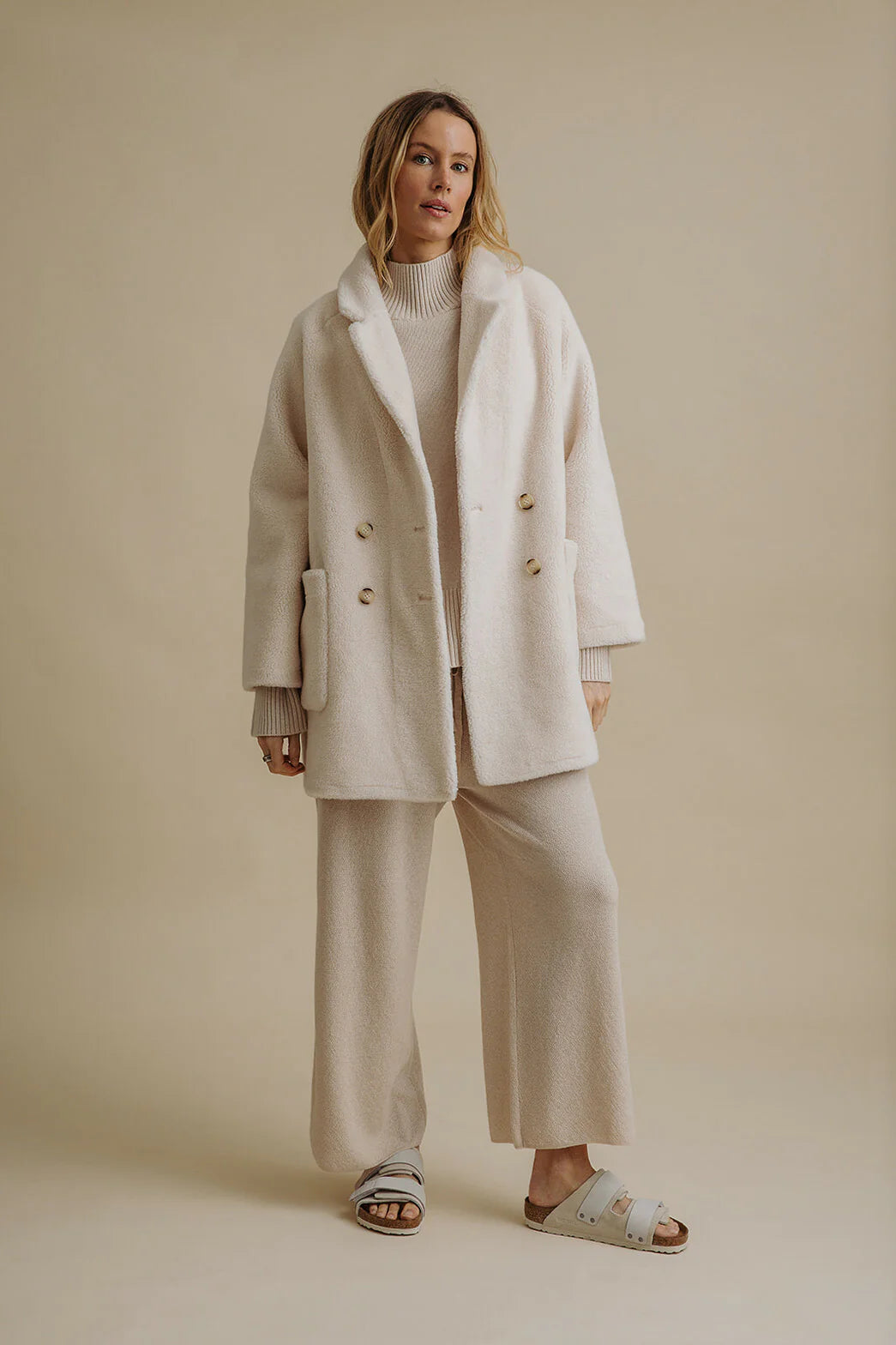 TALAMAYA POLAR FAUX FUR COAT - SNOW