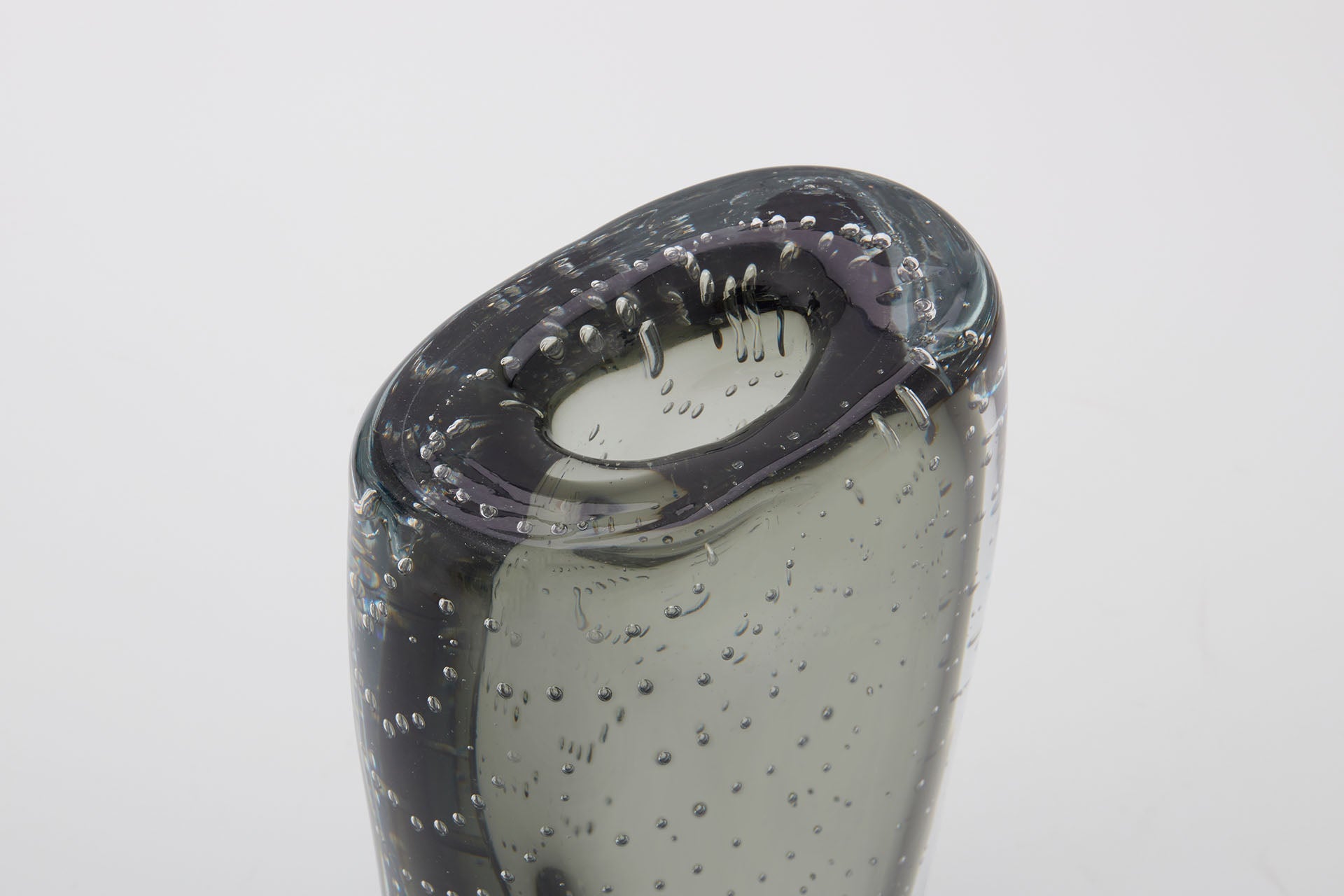 THE FOUNDRY SAP VASE BALTIC MEDIUM