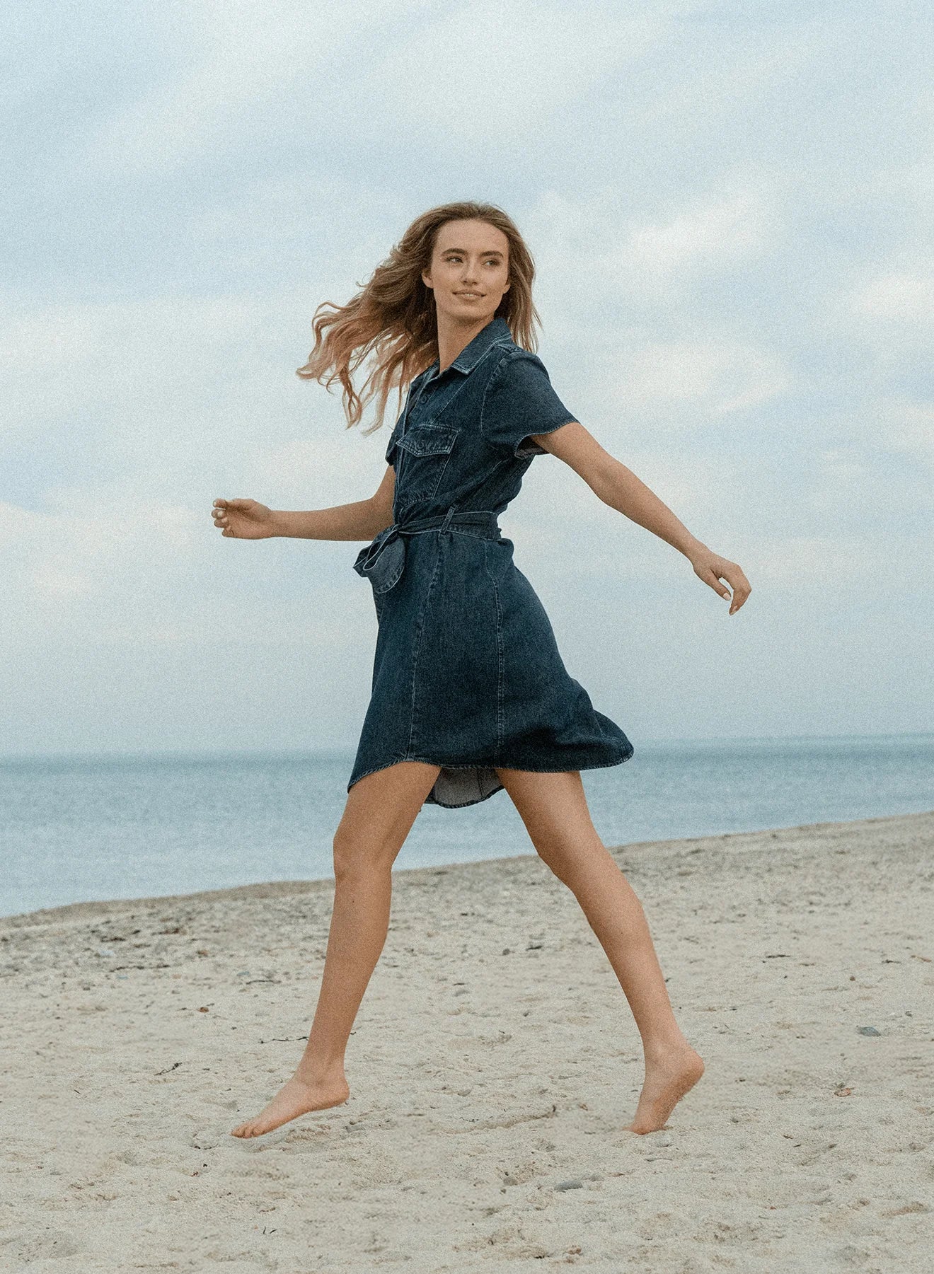 BELLA DAHL SHORT SLEEVED SEAMED SHIRT DRESS HORIZON WASH