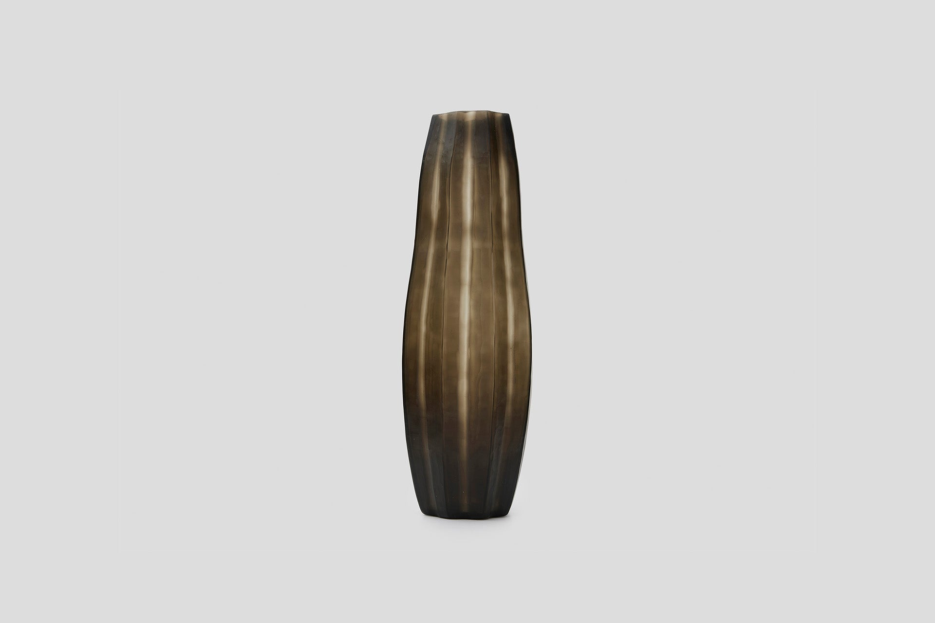 THE FOUNDRY LOTUS VASE TALL SMOKE