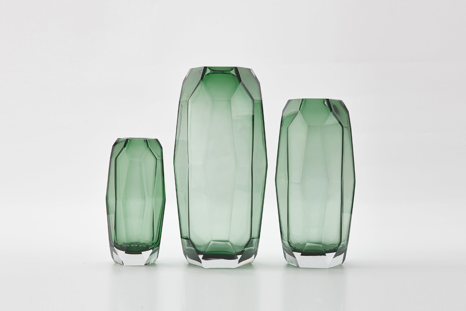 THE FOUNDRY RADIANT VASE POLISHED EMERALD TALL