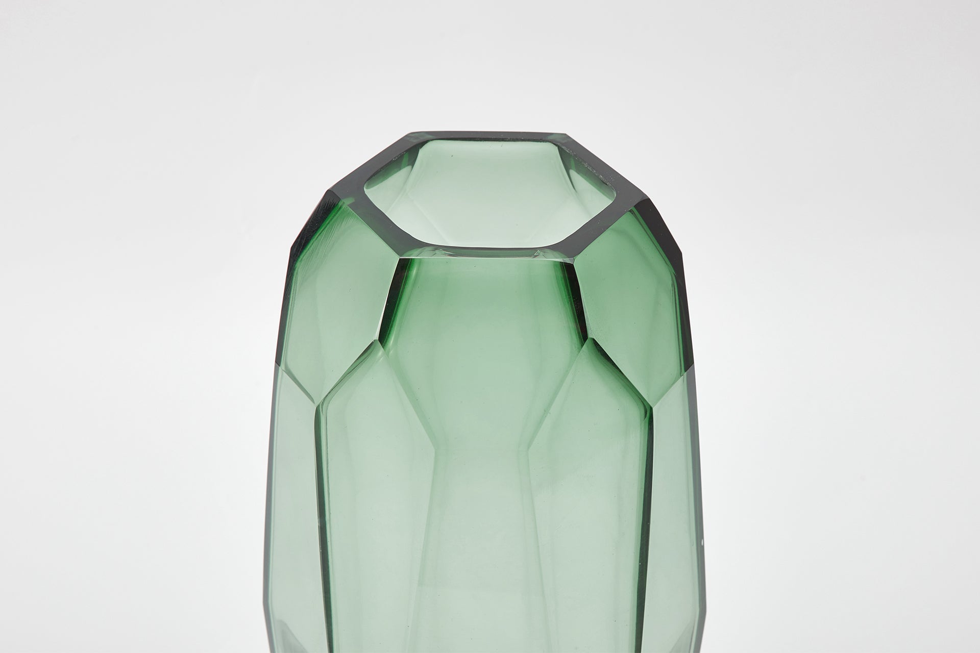 THE FOUNDRY RADIANT VASE POLISHED EMERALD MEDIUM