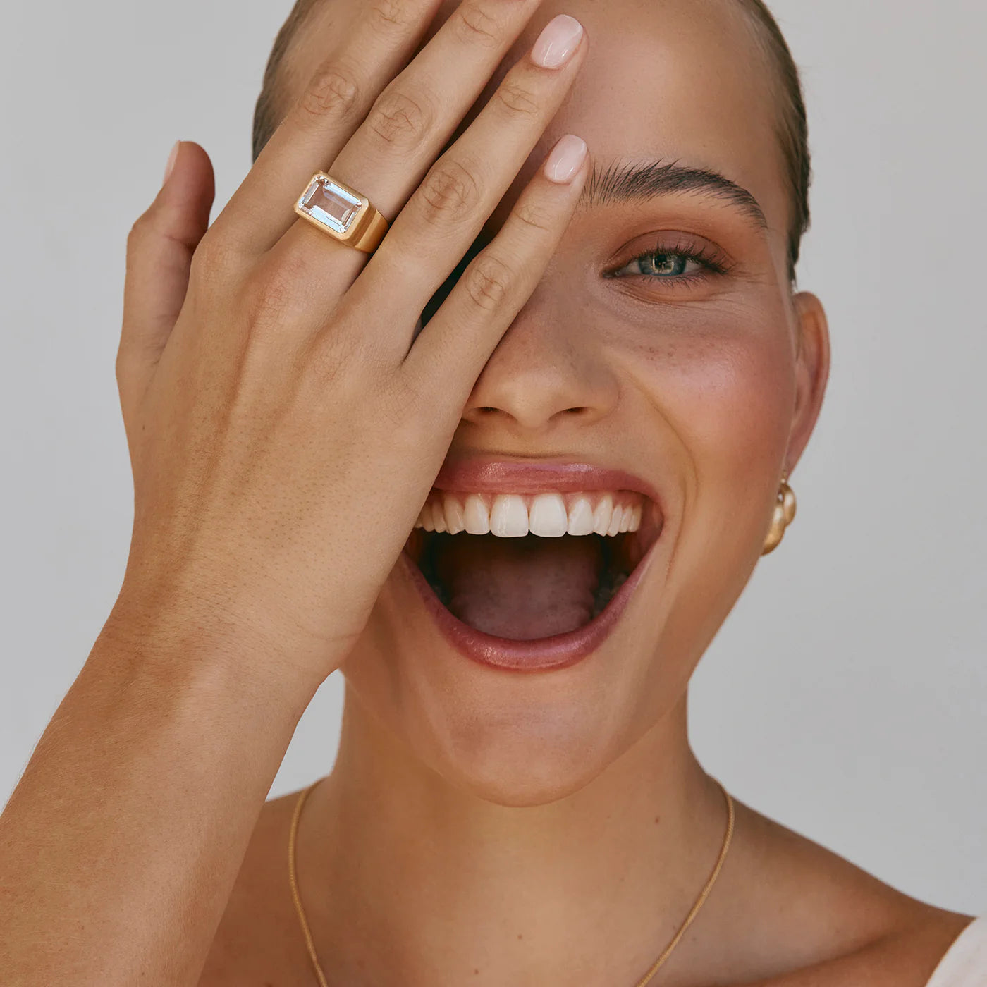 FAIRLEY CRYSTAL COCKTAIL RING