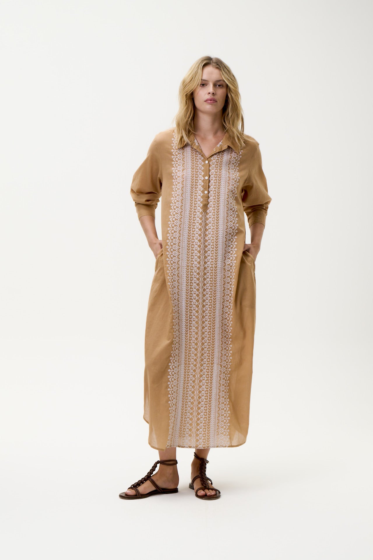 ONESEASON FES GILLI EMBROIDERY TAN/WHITE