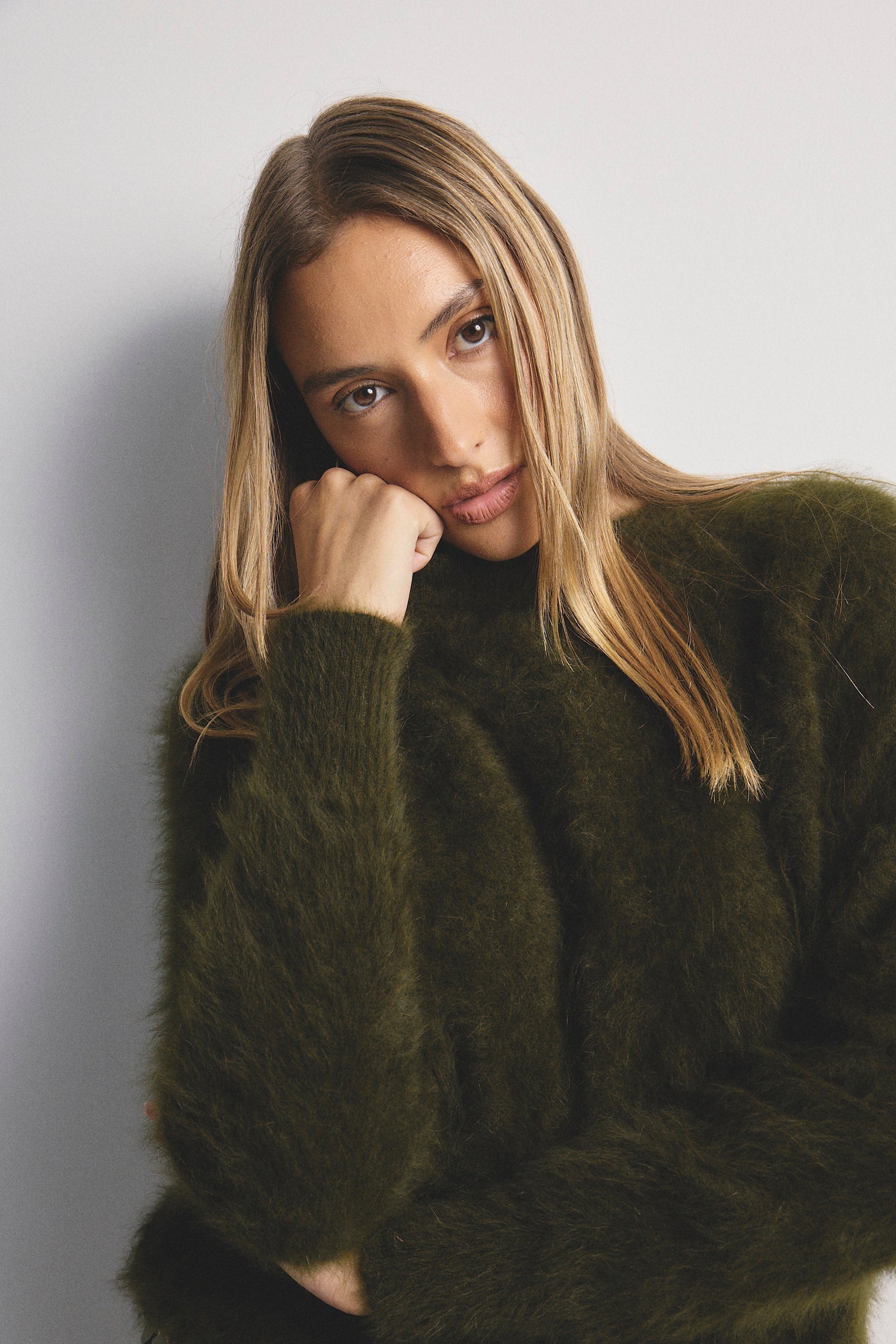 WORLD OF NOMADS ADELE CASHMERE CREW MOSS