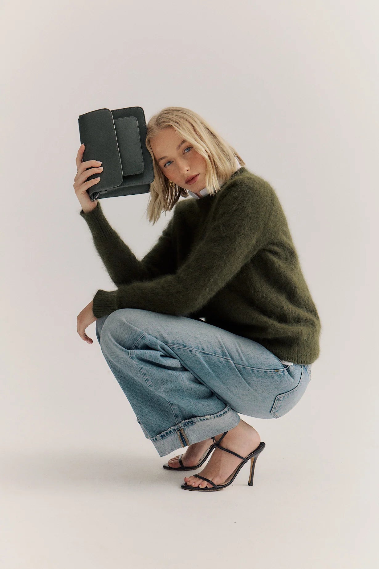 WORLD OF NOMADS ADELE CASHMERE CREW MOSS