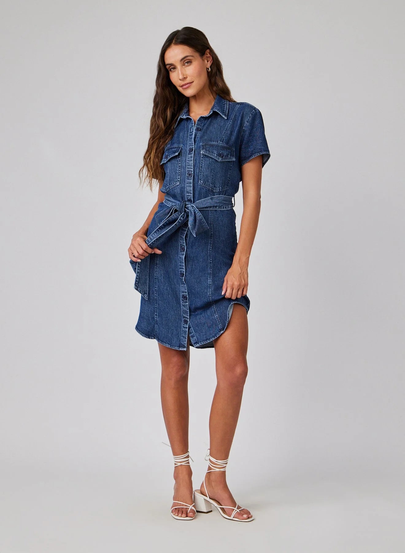 BELLA DAHL SHORT SLEEVED SEAMED SHIRT DRESS HORIZON WASH