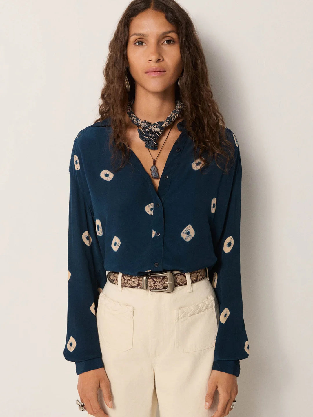 MAISON HOTEL ARIA BLOUSE LAPISLAZULI