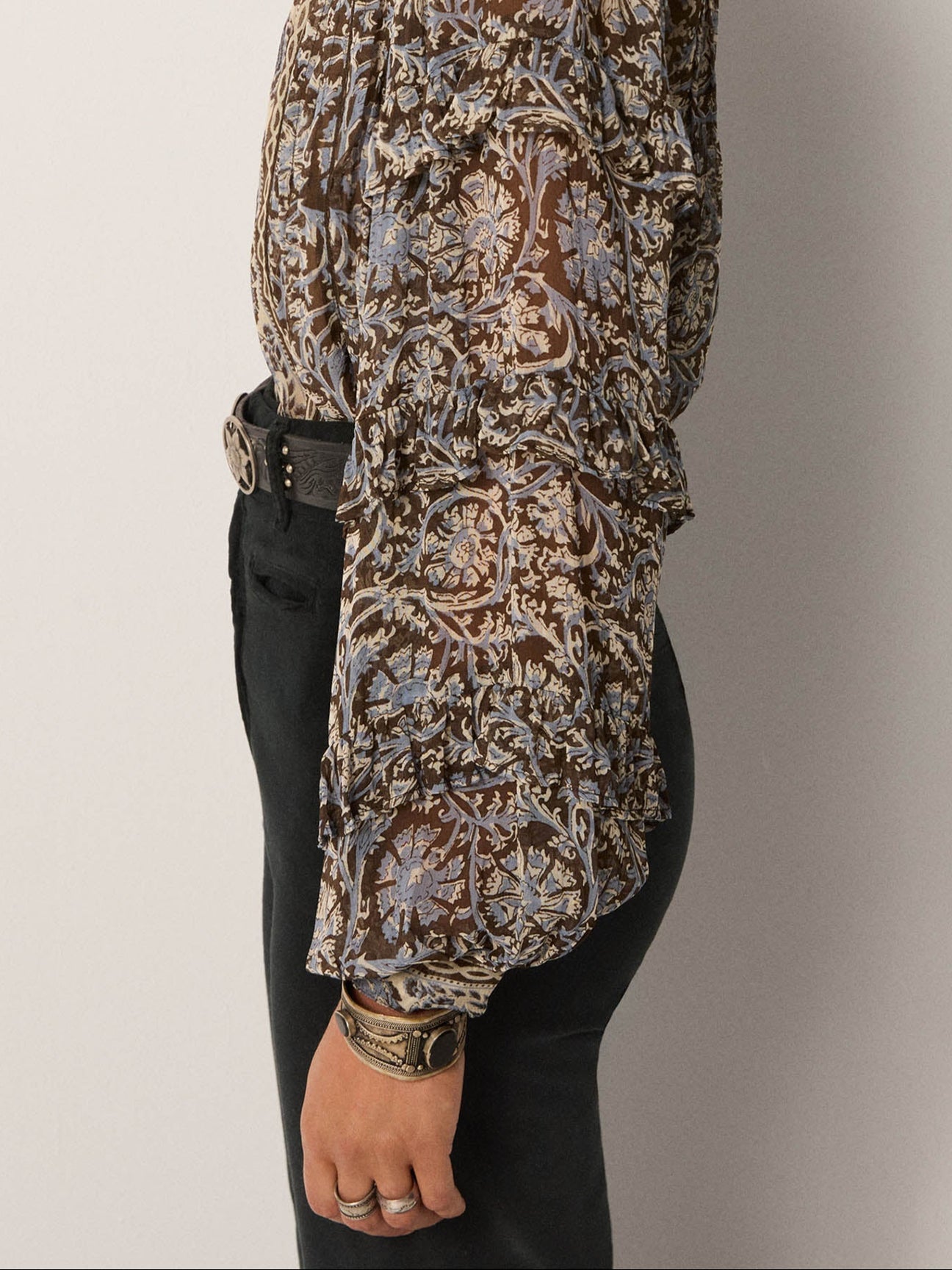 MAISON HOTEL CAMILLA BLOUSE BLUE ORCHID