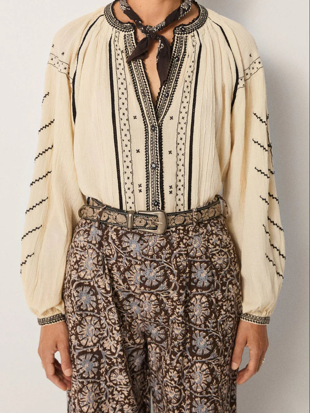 MAISON HOTEL RINGO BLOUSE PETIT CROIX IVORY