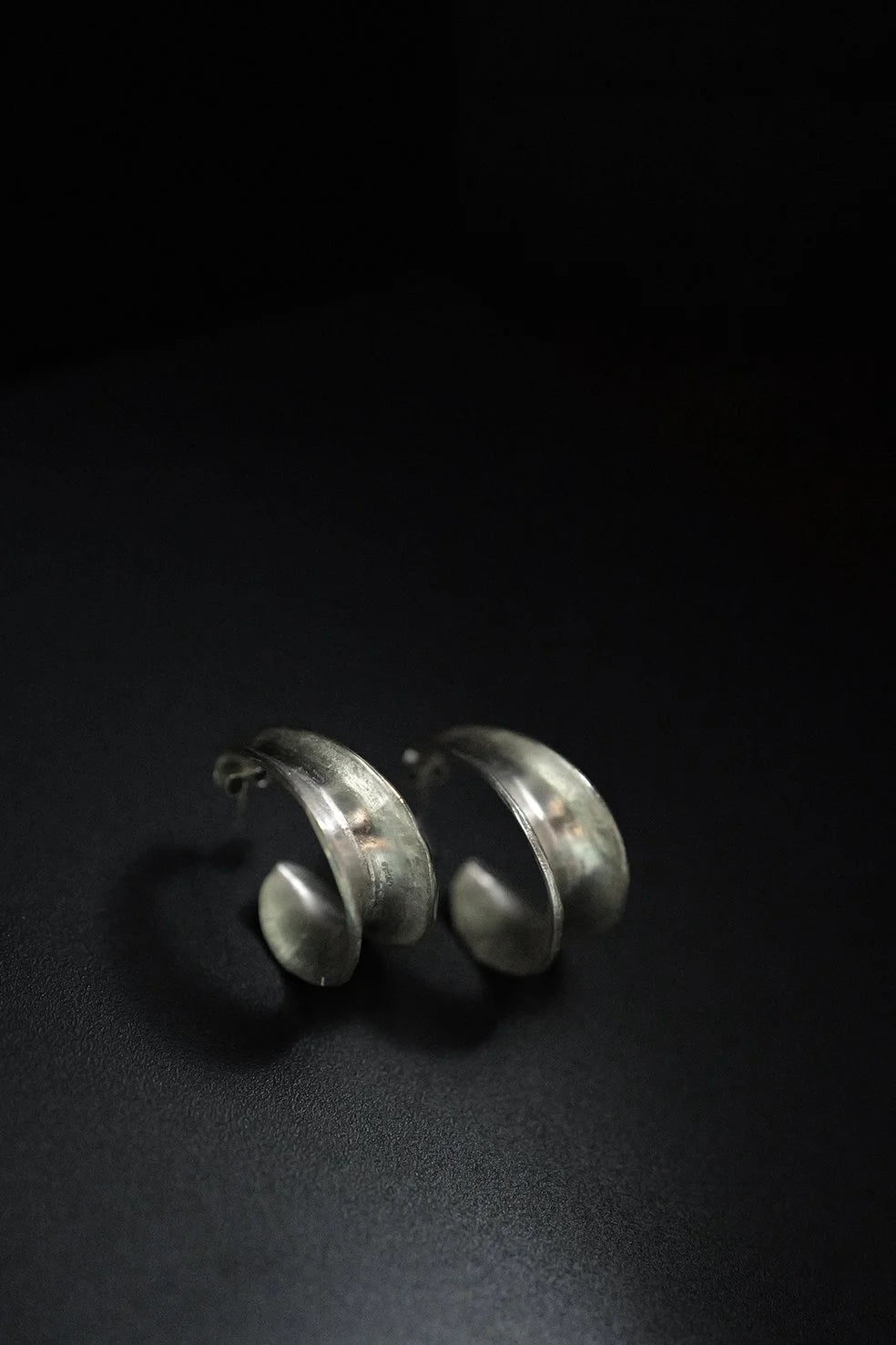 EWA THE MALAI SILVER HOOPS