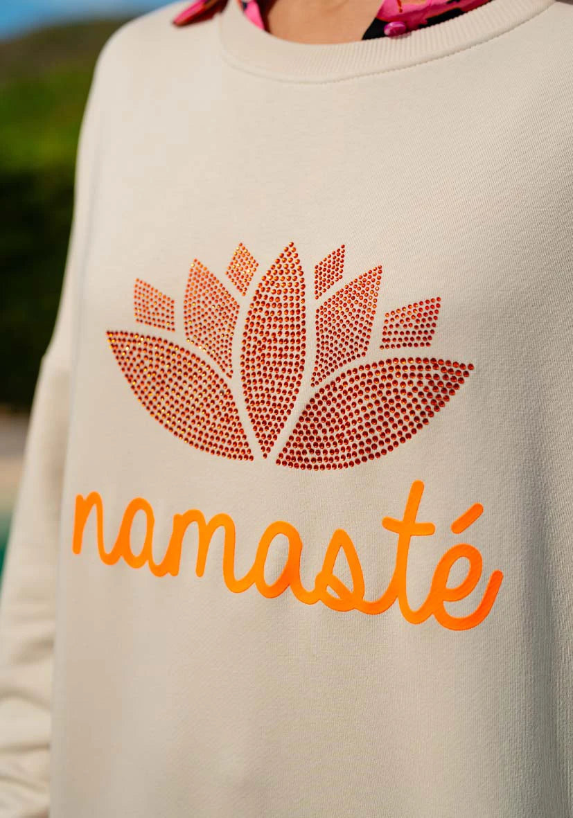 MISS GOODLIFE ROUND NECK SWEAT NAMASTE CREAM