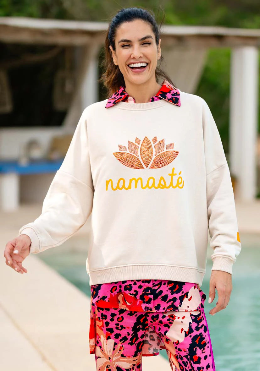 MISS GOODLIFE ROUND NECK SWEAT NAMASTE CREAM