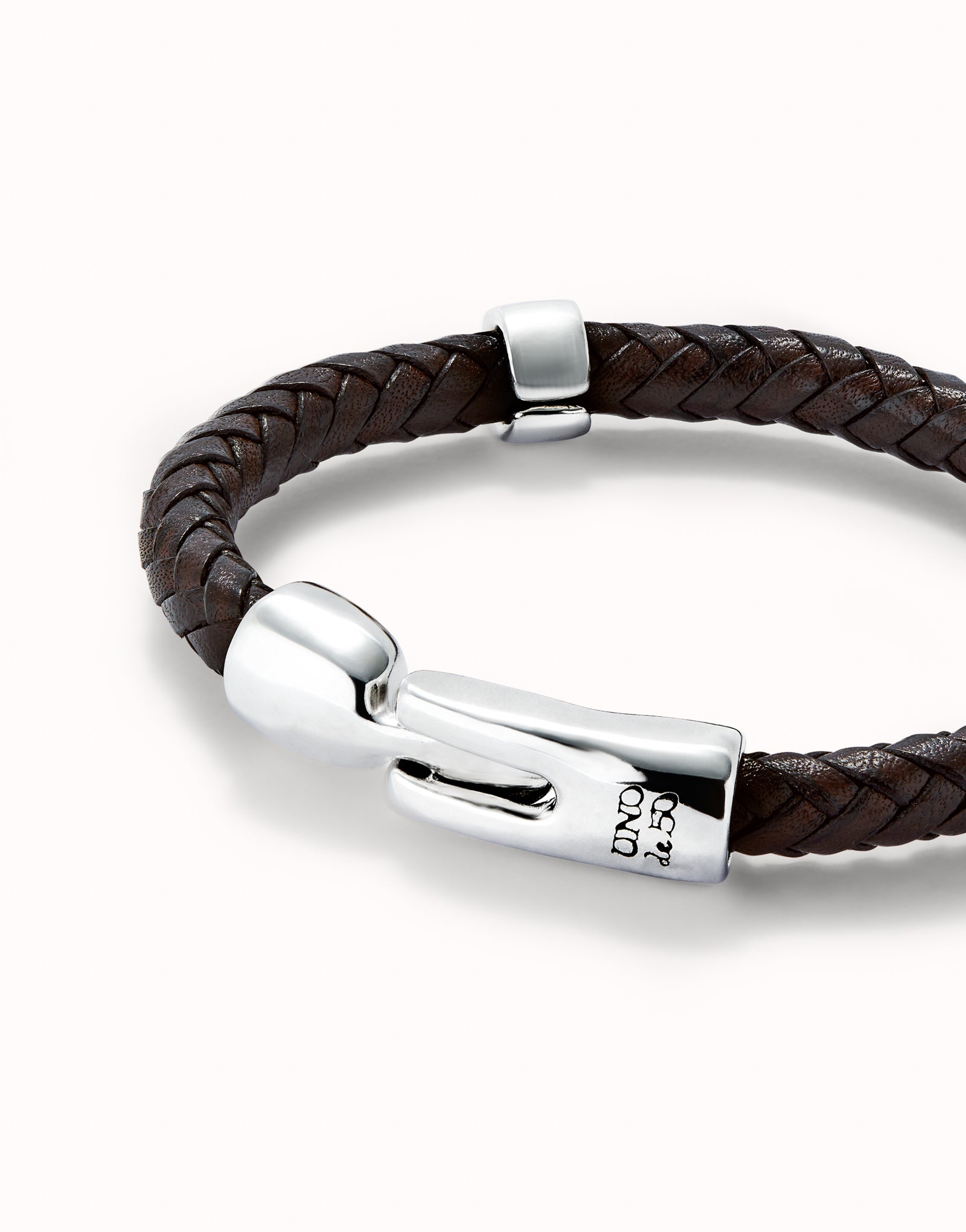 UNOde50 BRAIDED BROWN LEATHER  BRACELET WITH TWO STERLING SILVER PLATED CIRCLES