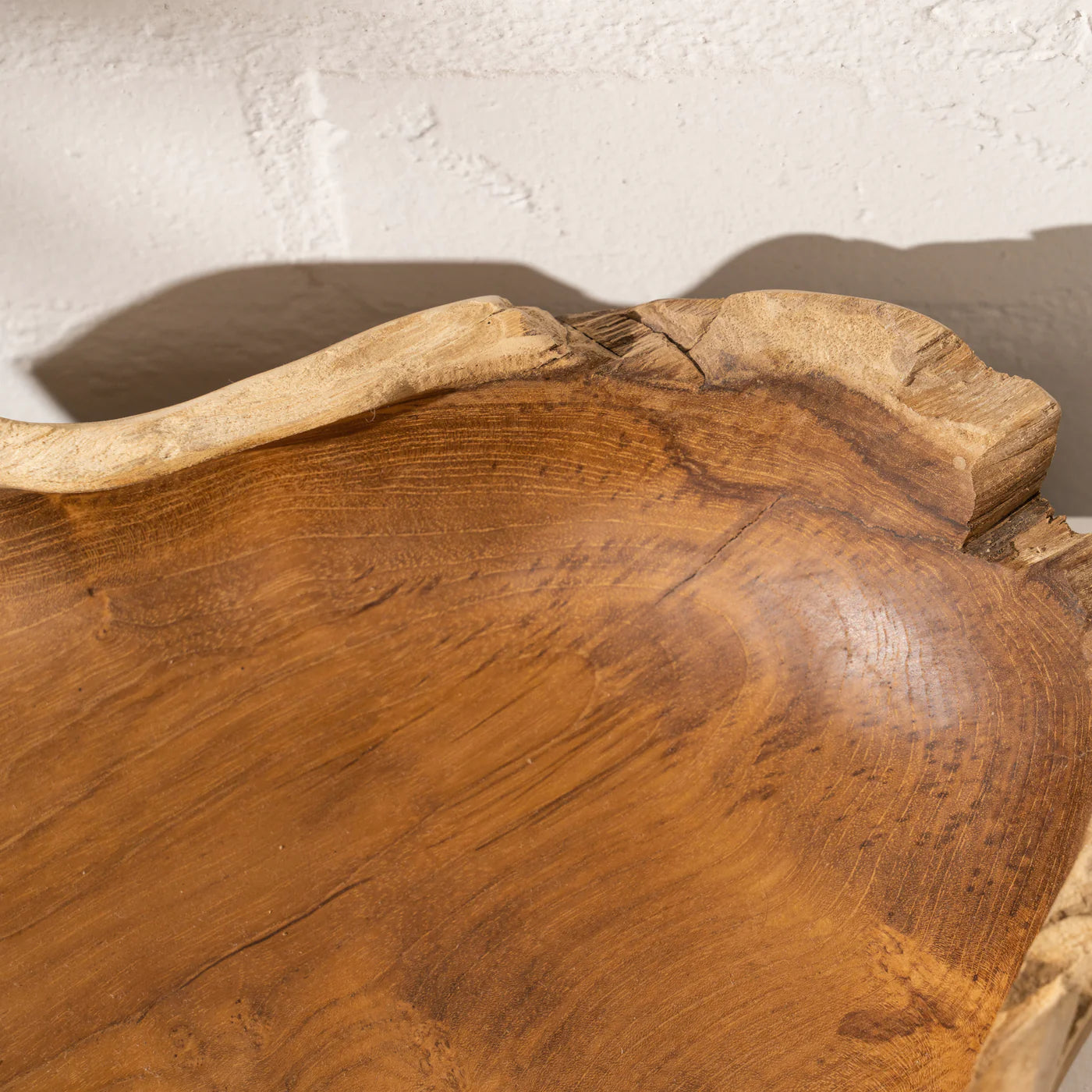 INARTISAN REI SCULPTURAL WOODEN BOWL