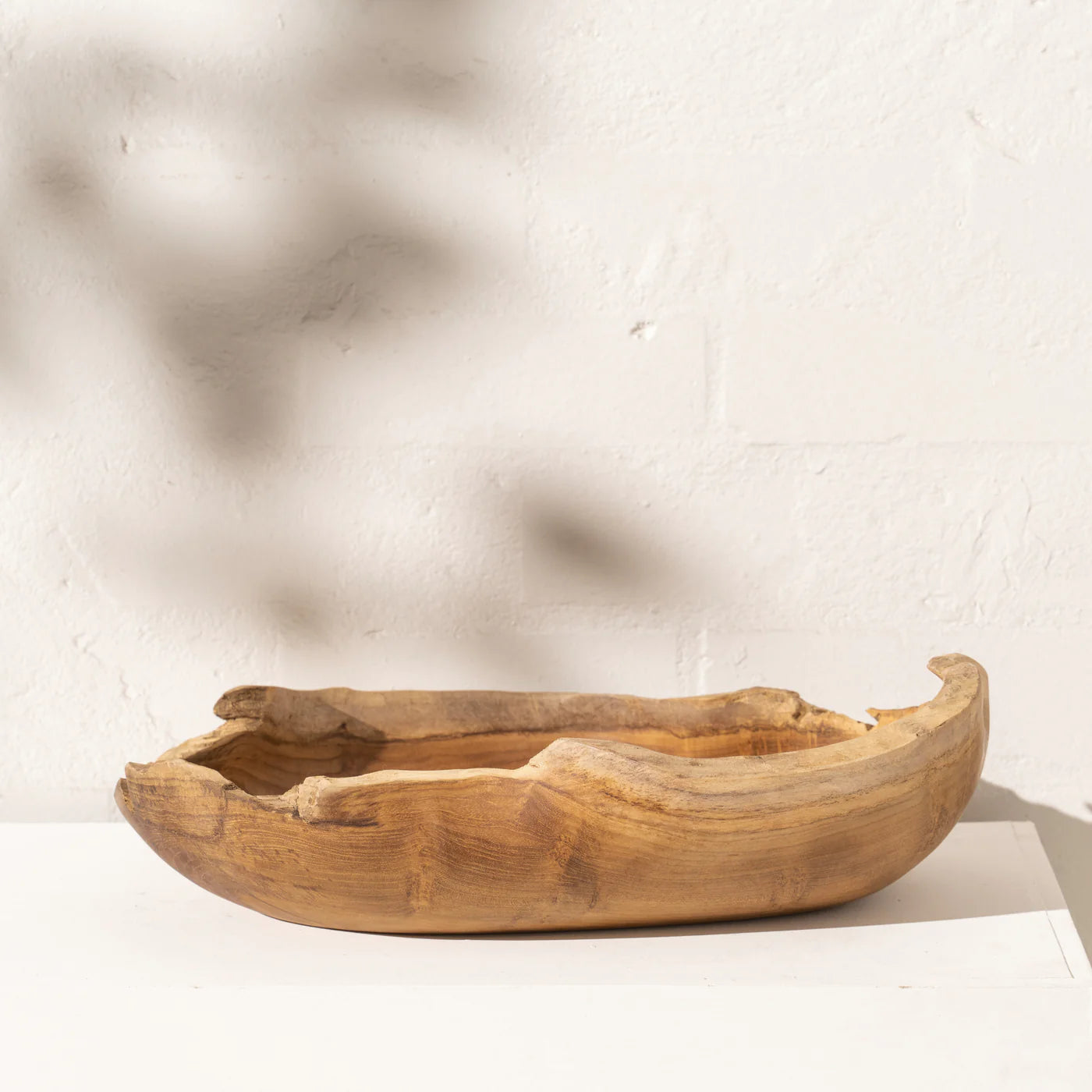 INARTISAN REI SCULPTURAL WOODEN BOWL