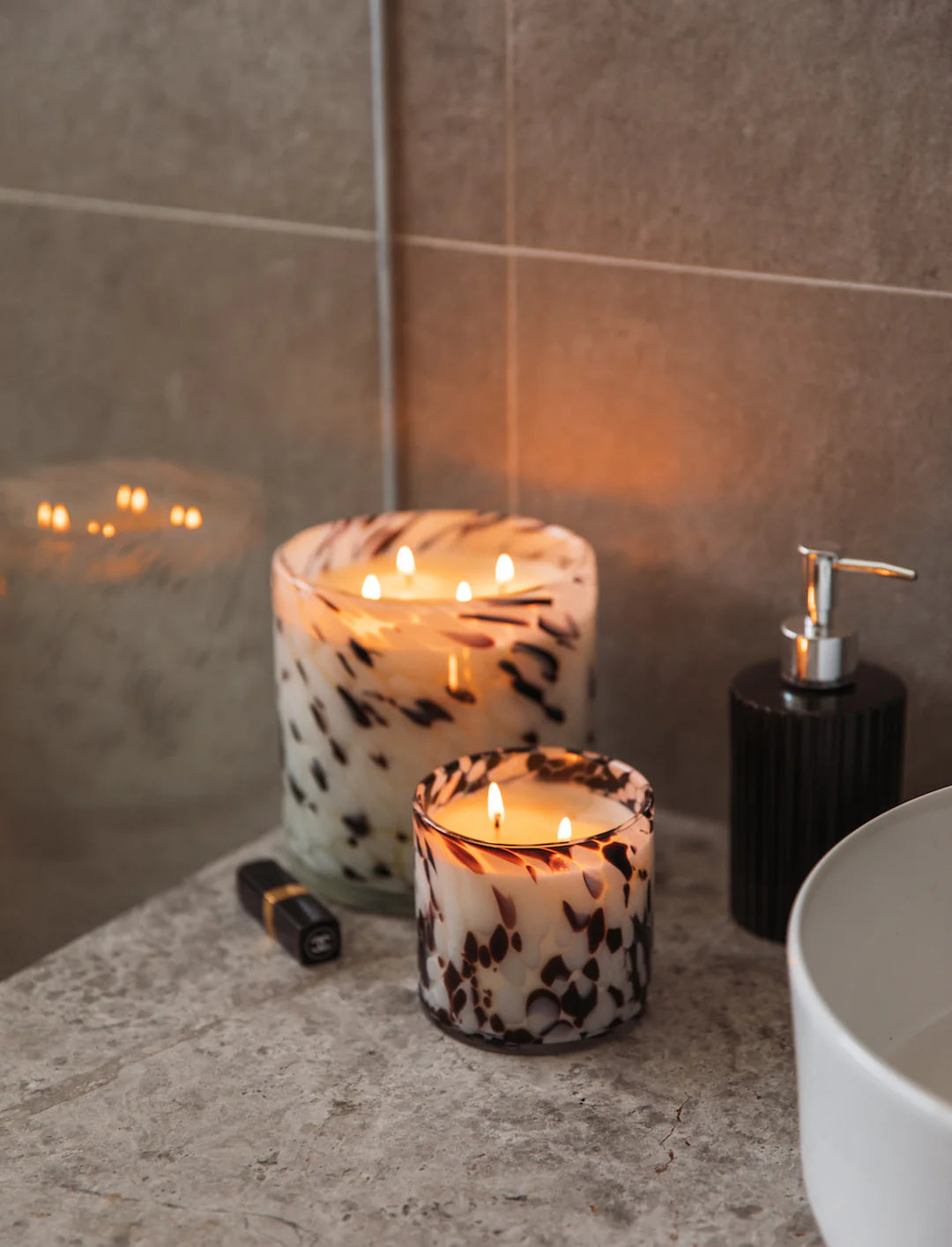 APSLEY LUXURY CANDLE LARGE 1.7KG - SANTORINI