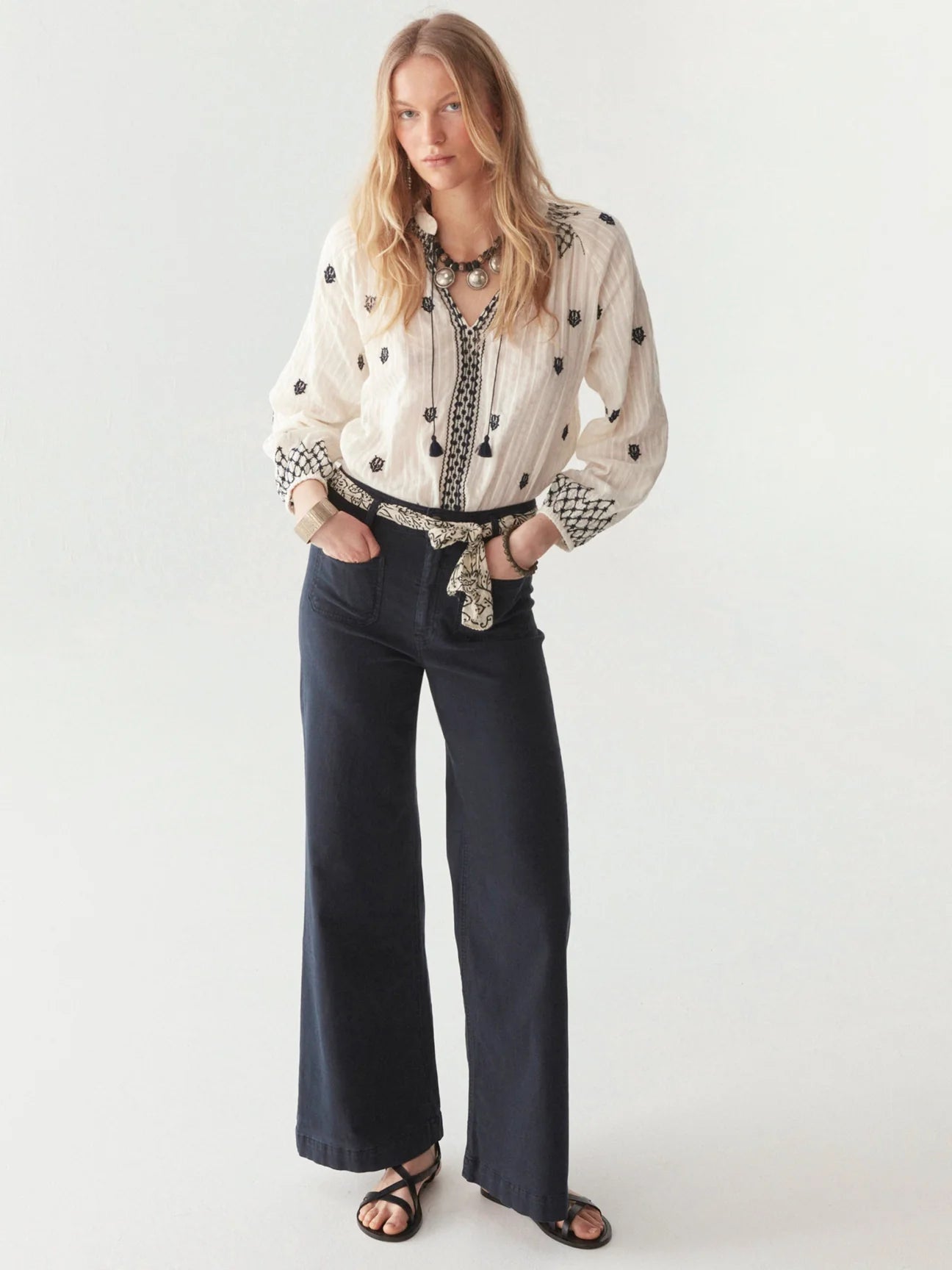 MAISON HOTEL SYBILLE BLOUSE BLUE LAGOON