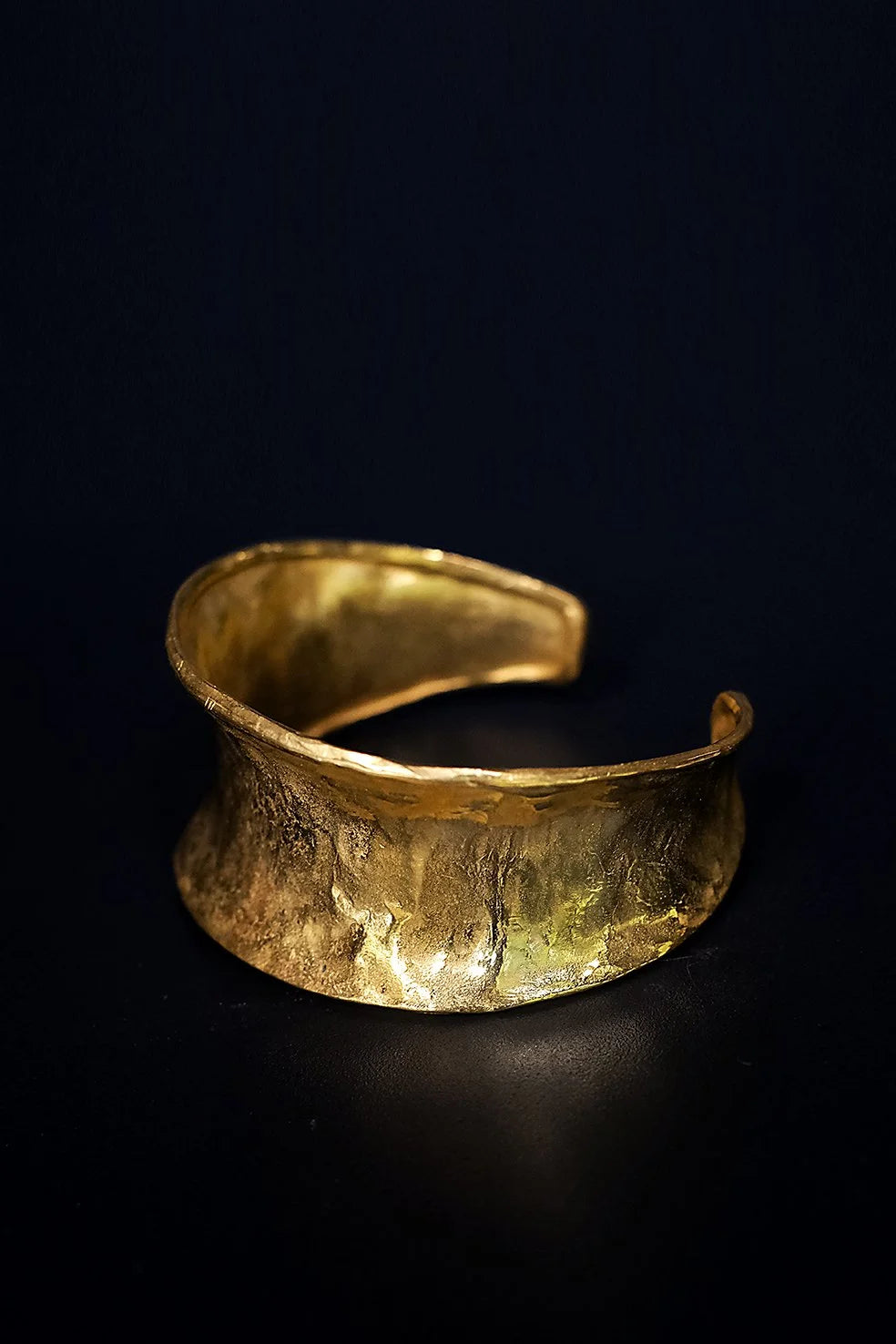 EWA THE TUAM GOLD CUFF