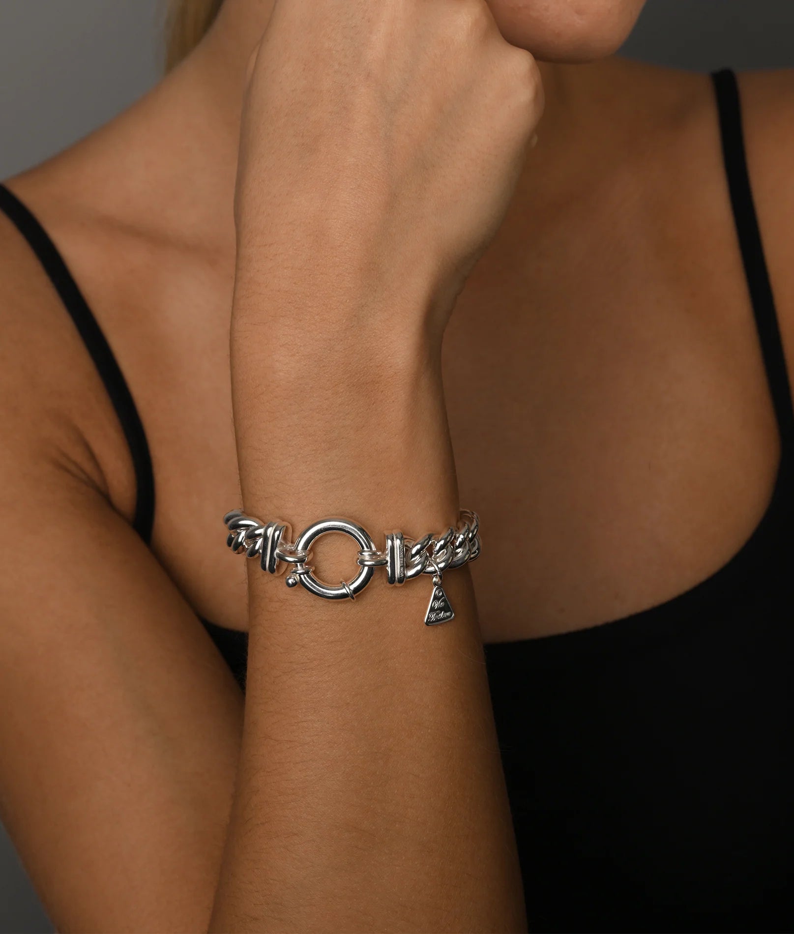 VON TRESKOW SMALL MAMA BOLT BRACELET SILVER