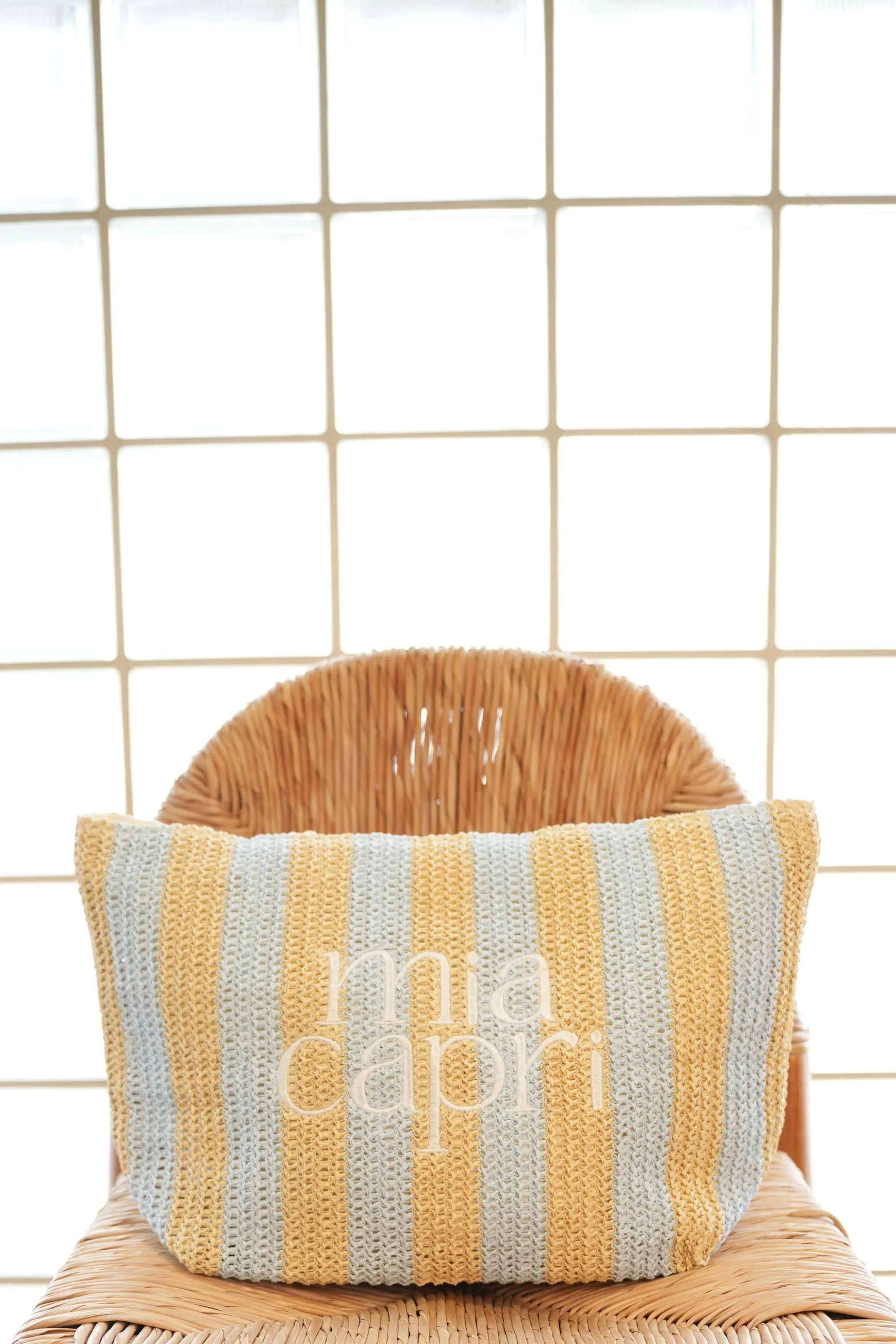 MIA CAPRI VACAY BAG PALE BLUE STRIPE