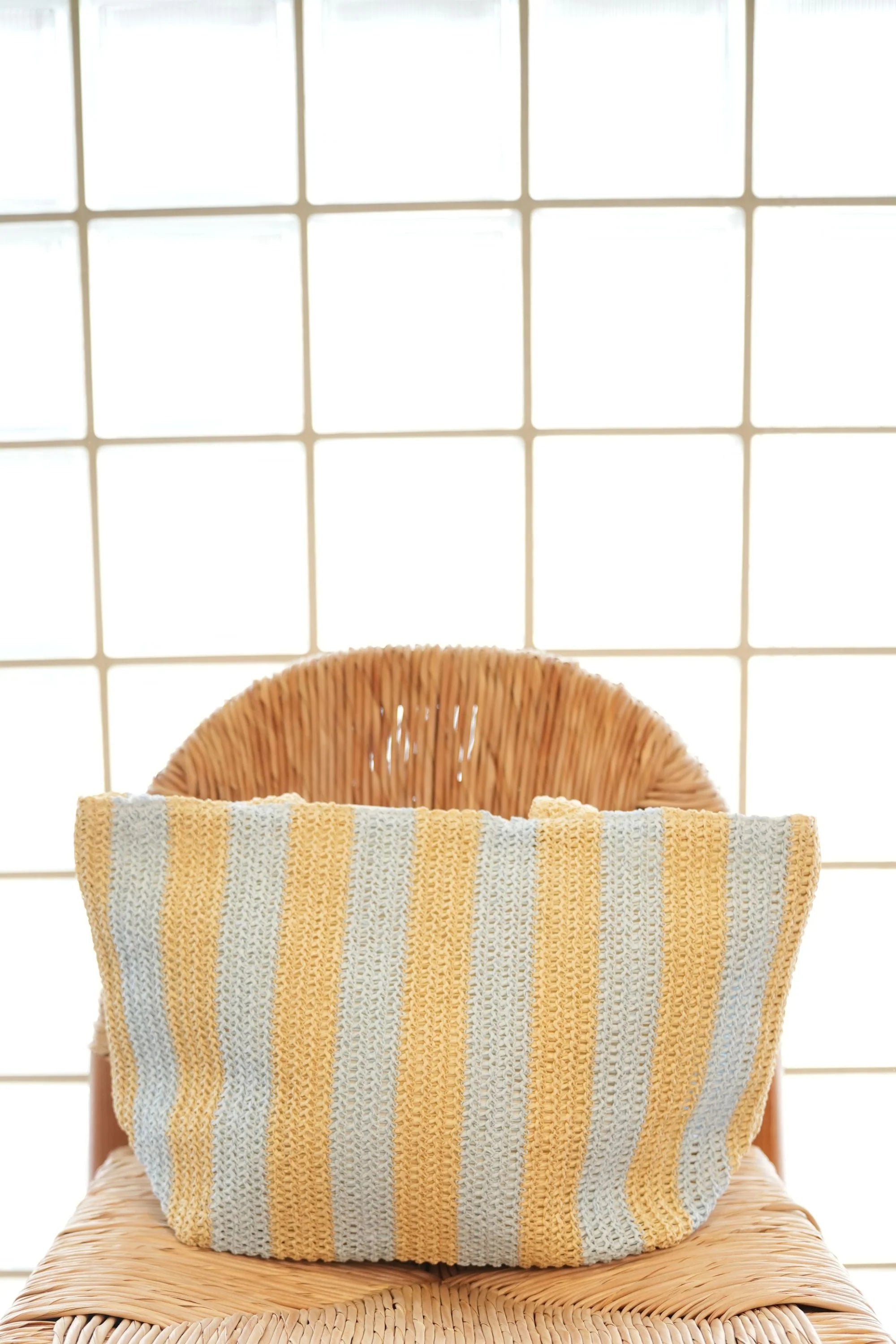 MIA CAPRI VACAY BAG PALE BLUE STRIPE