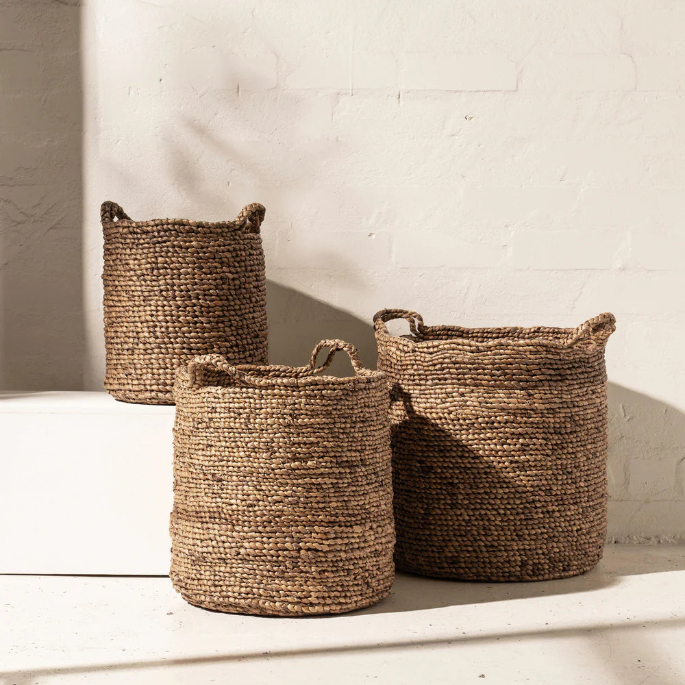 INARTISAN ADALINE WATER HYACINTH BASKET MEDIUM