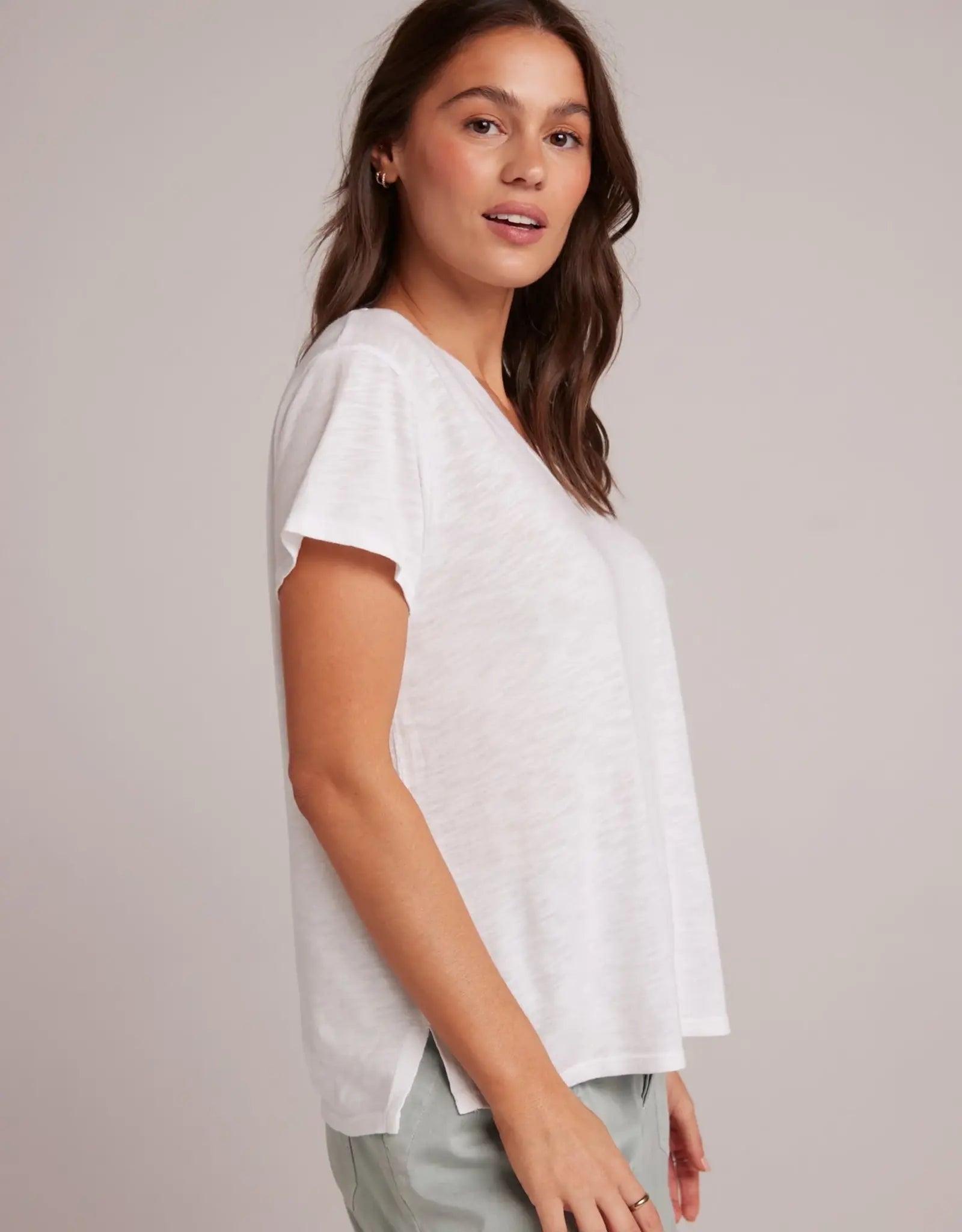 BELLA DAHL V NECK TEE - WHITE