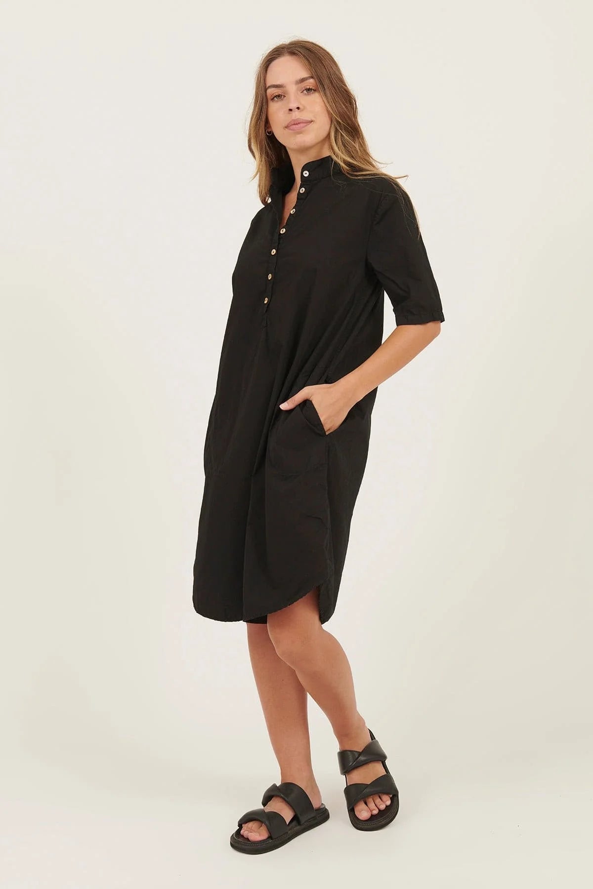 PRIMNESS BIBO DRESS NOIR