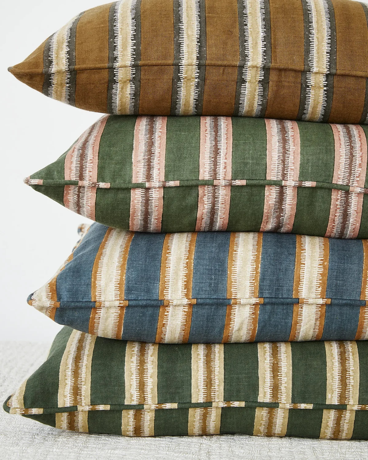 WALTER G BUZIOS CARAWAY LINEN CUSHION