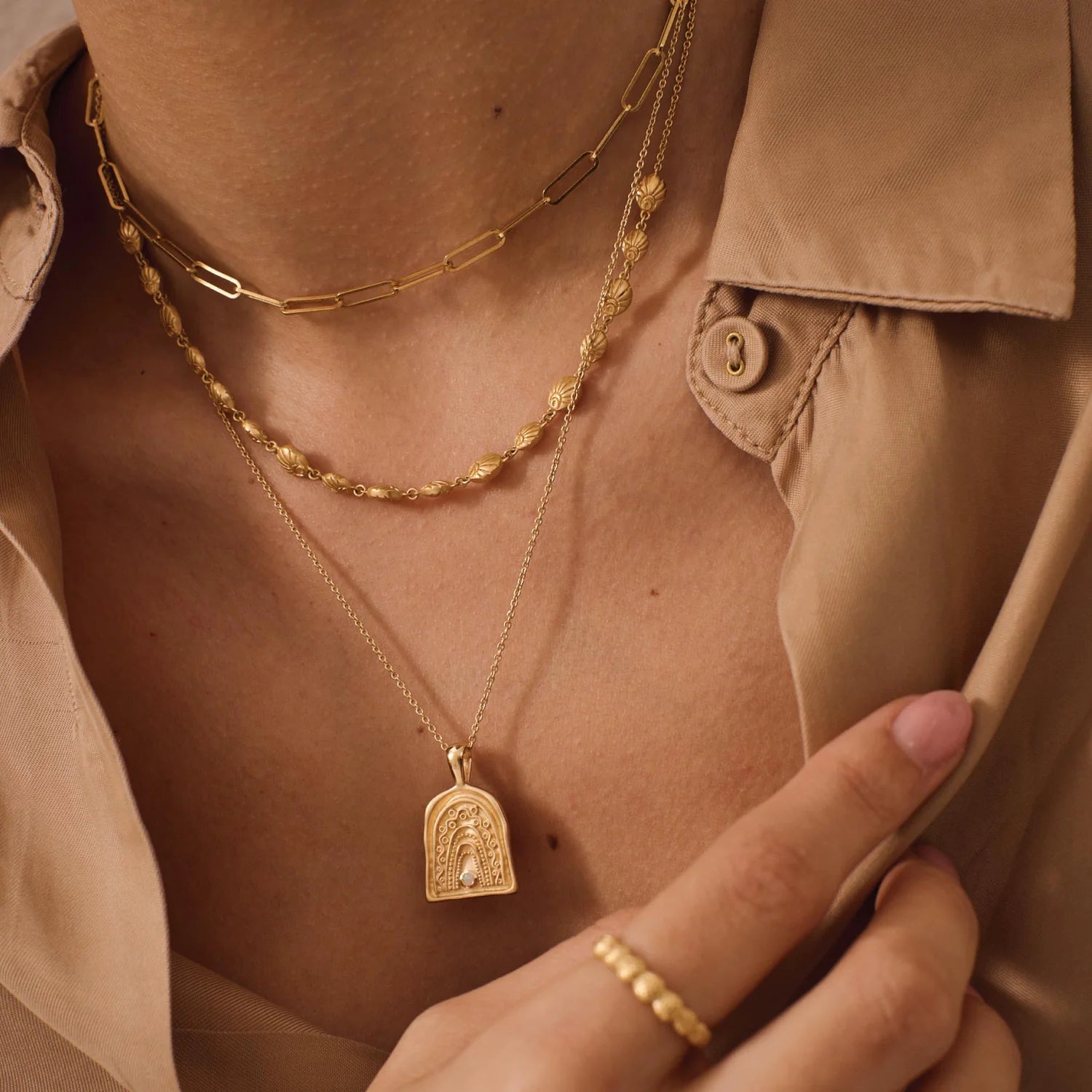 MURKANI RAINBOW SPIRIT NECKLACE YELLOW GOLD