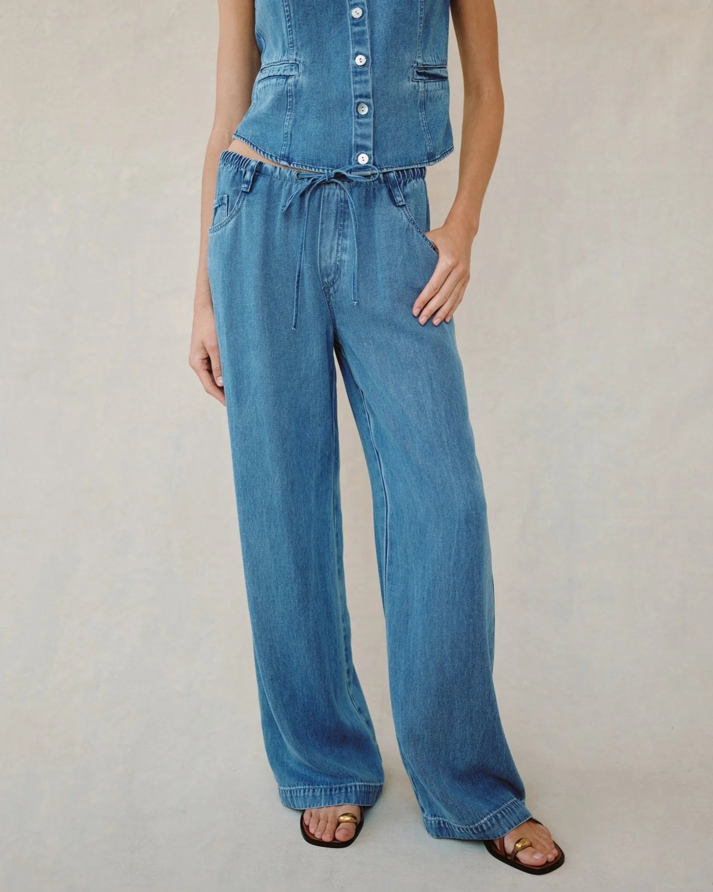 BELLA DAHL DRAWSTRING JEAN MEDIUM VINTAGE WASH