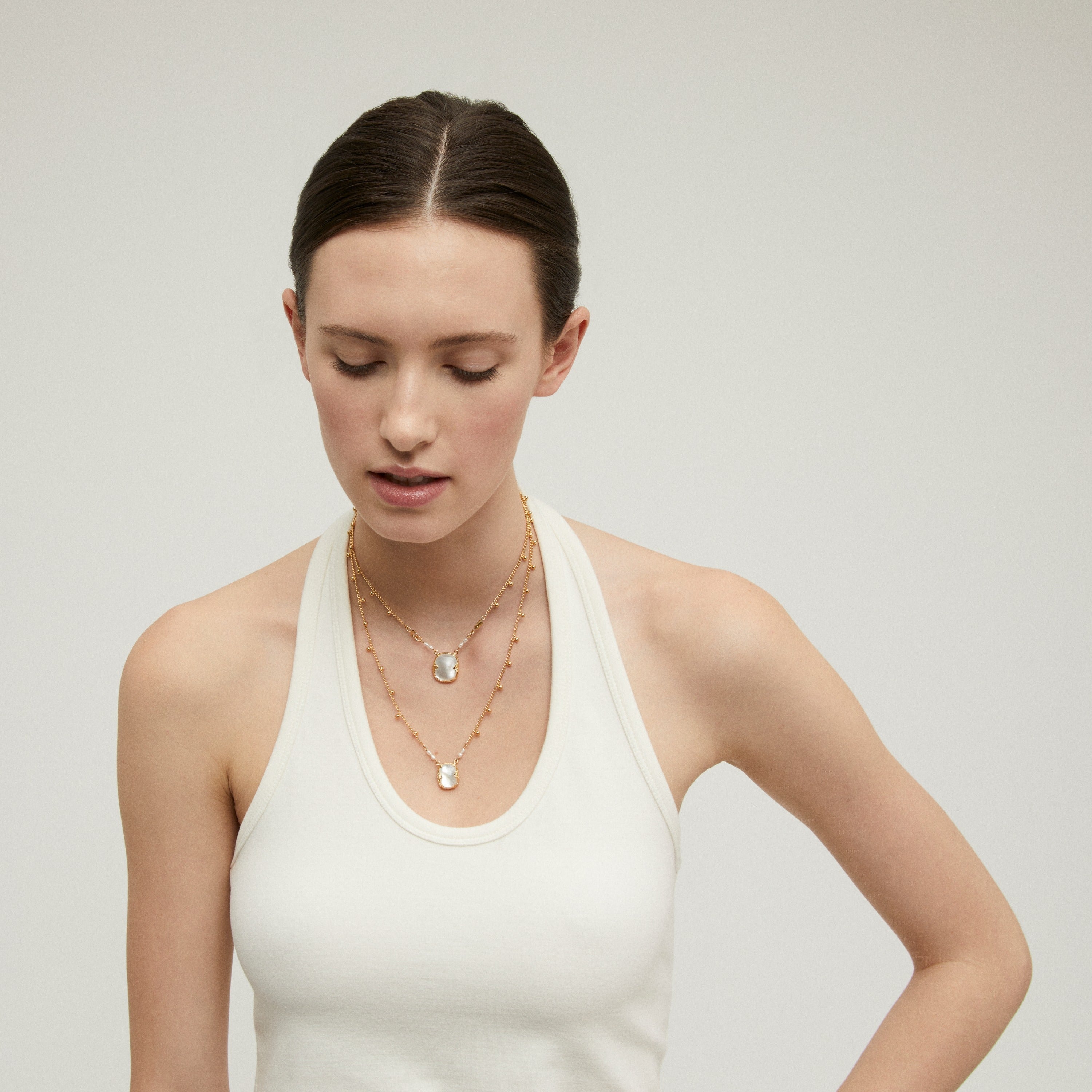 GAS BIJOUX OVO SCAPULAIRE NECKLACE WHITE MOTHER OF PEARL