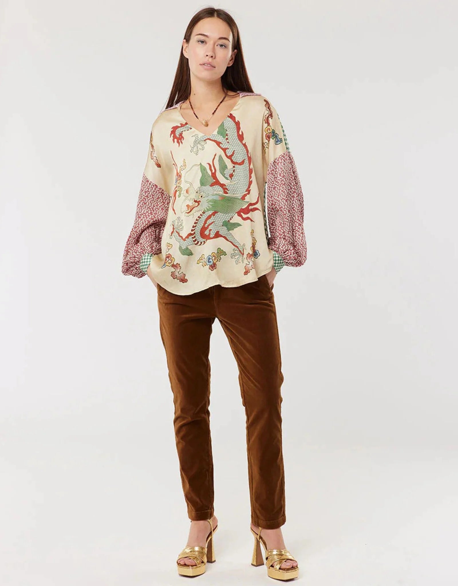 ME369 ANNA V COLLAR L'AMOUR BLOUSE