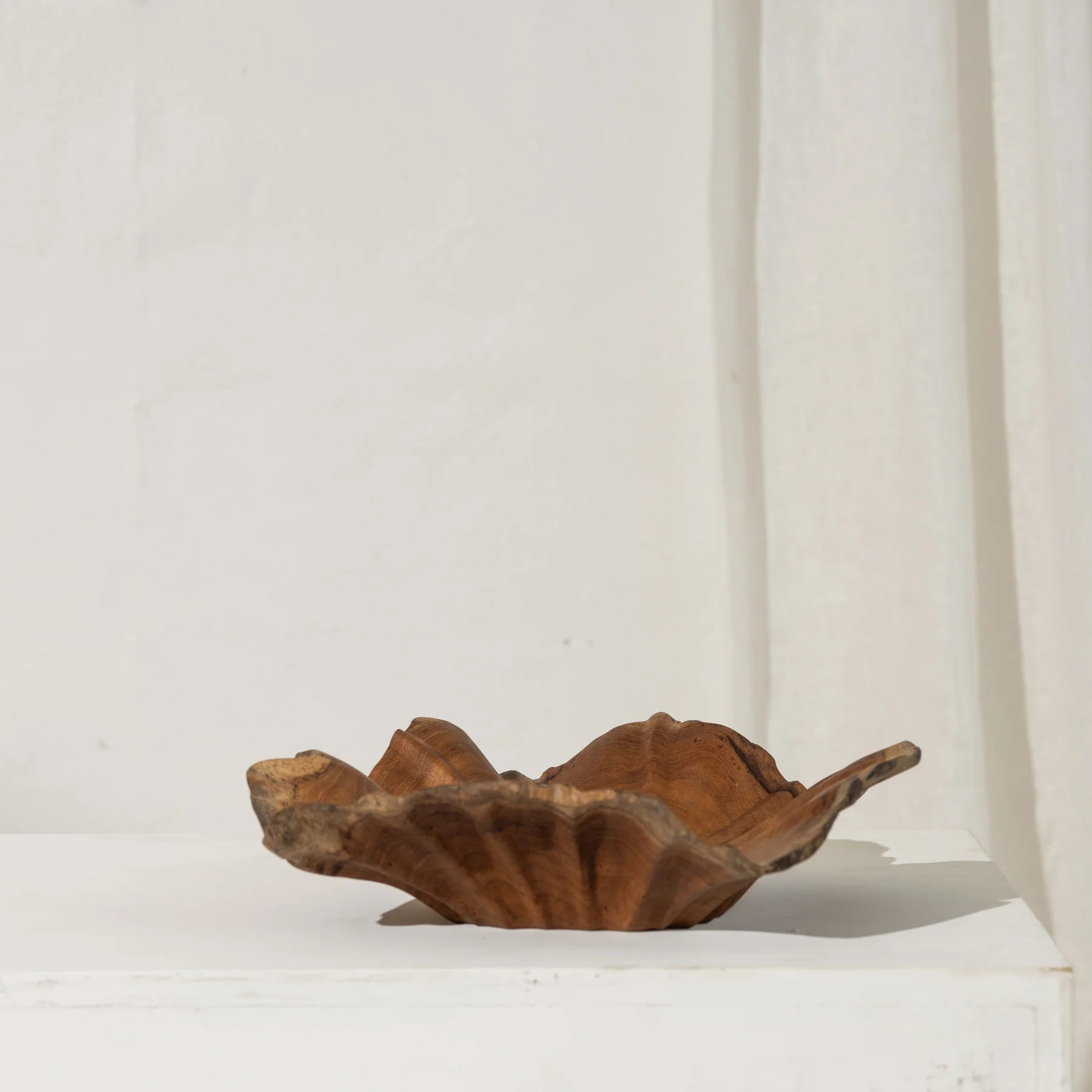 INARTISAN ODELE SCULPTURAL WOODEN BOWL