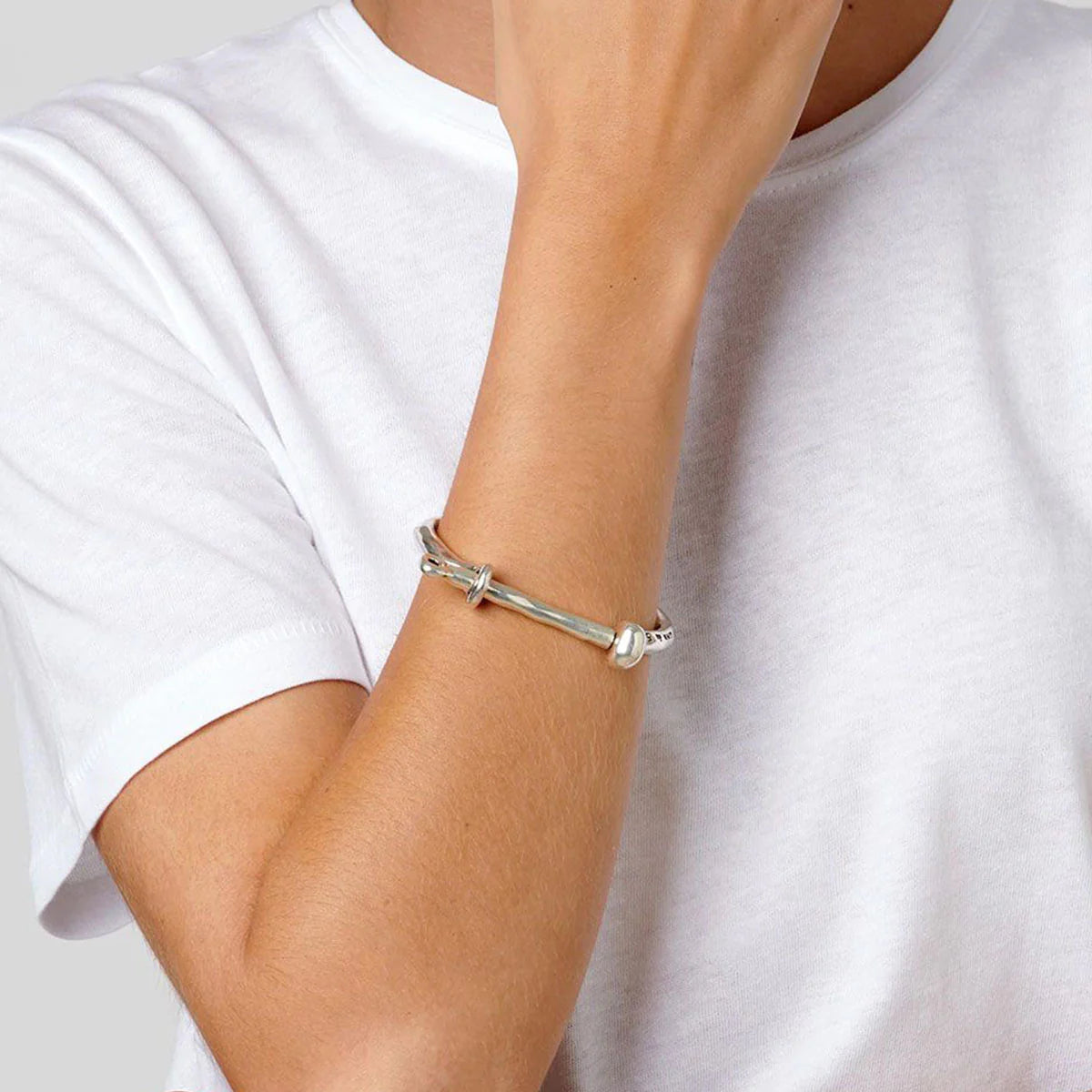 UNOde50 SHACKLED BRACELET