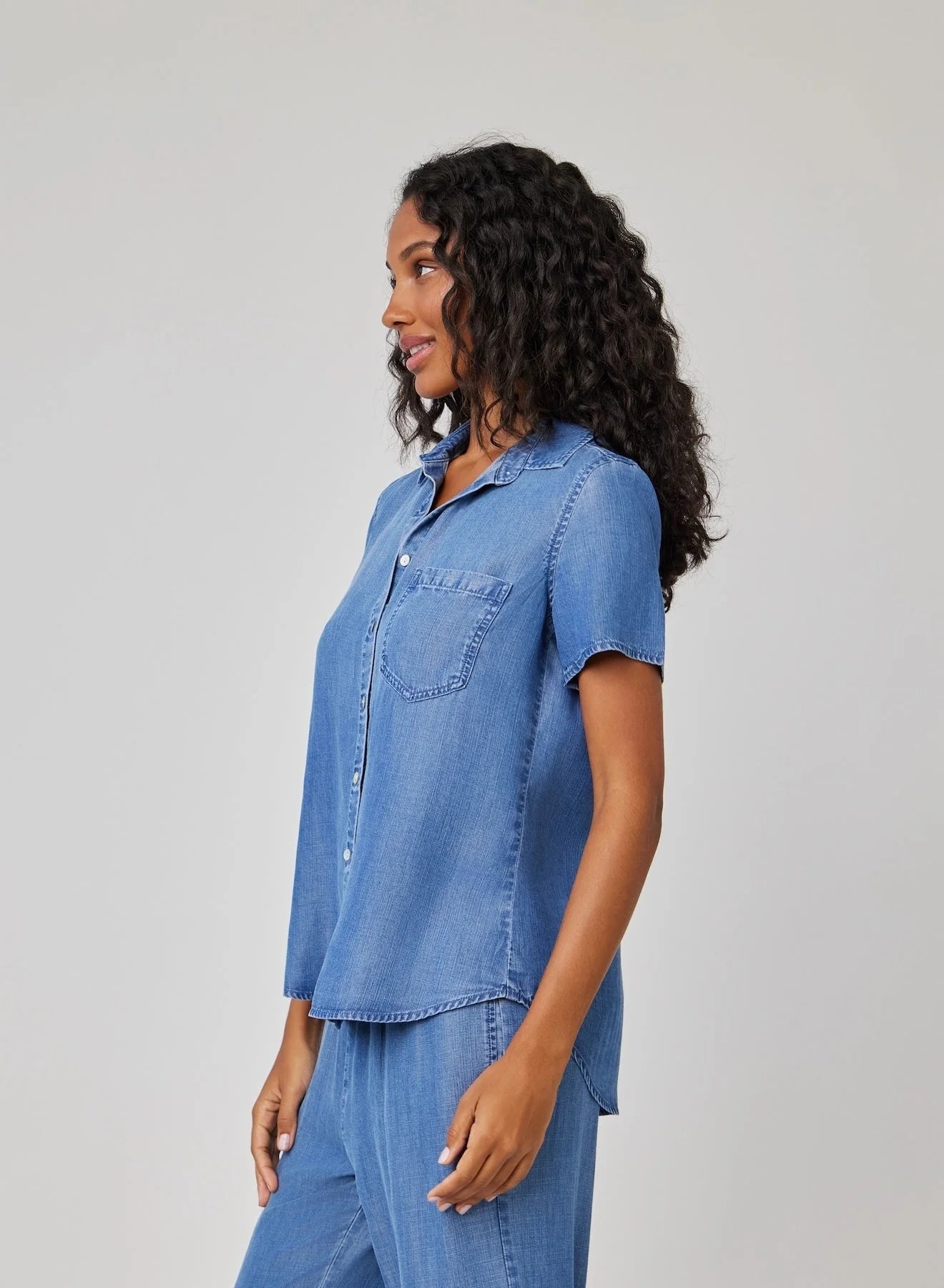 BELLA DAHL SHORT SLEEVE POCKET SHIRT MOONLIT HAZE