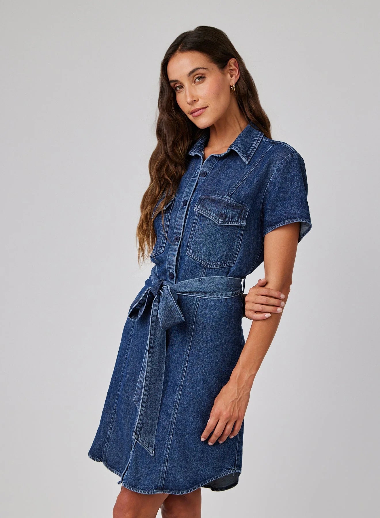 BELLA DAHL SHORT SLEEVED SEAMED SHIRT DRESS HORIZON WASH