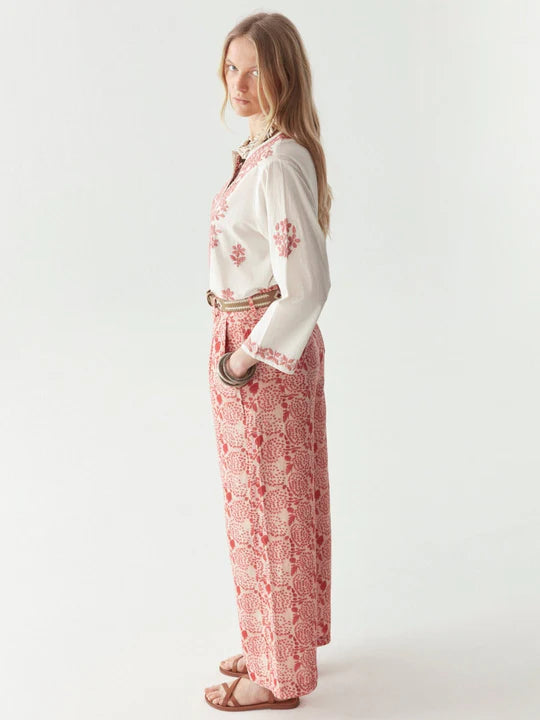 MAISON HOTEL SHYLA BLOUSE CHIKAN BLOSSOM
