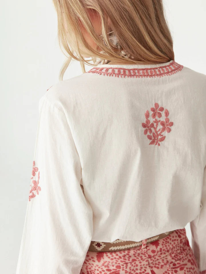 MAISON HOTEL SHYLA BLOUSE CHIKAN BLOSSOM