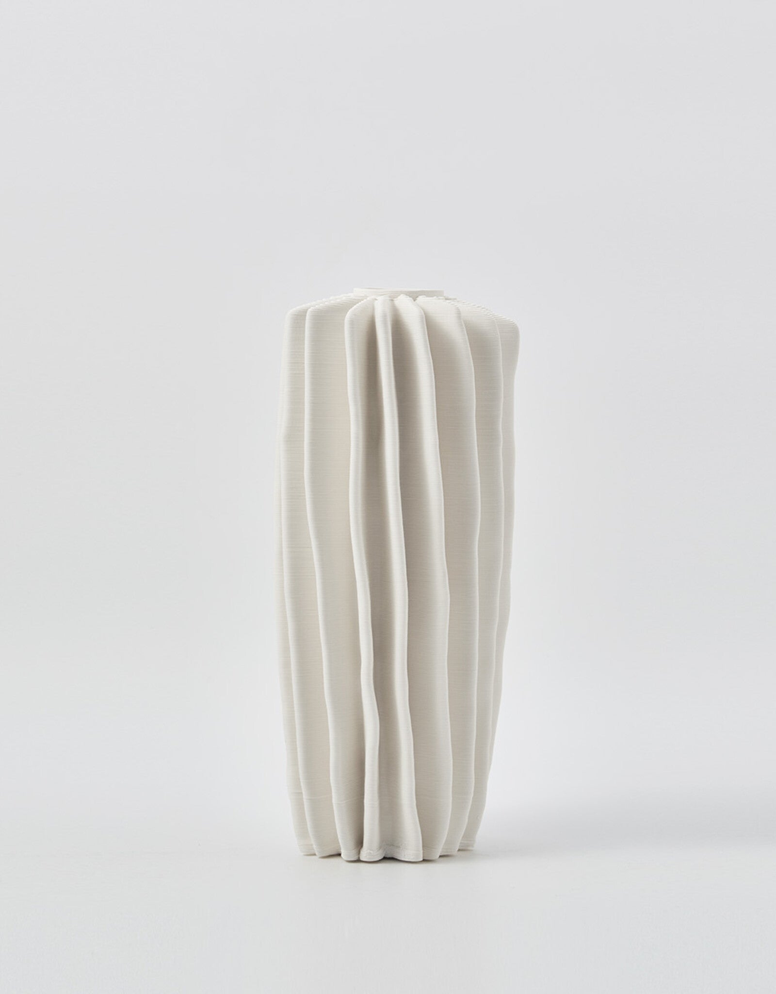 THE FOUNDRY CORAL VASE MEDIUM IVORY