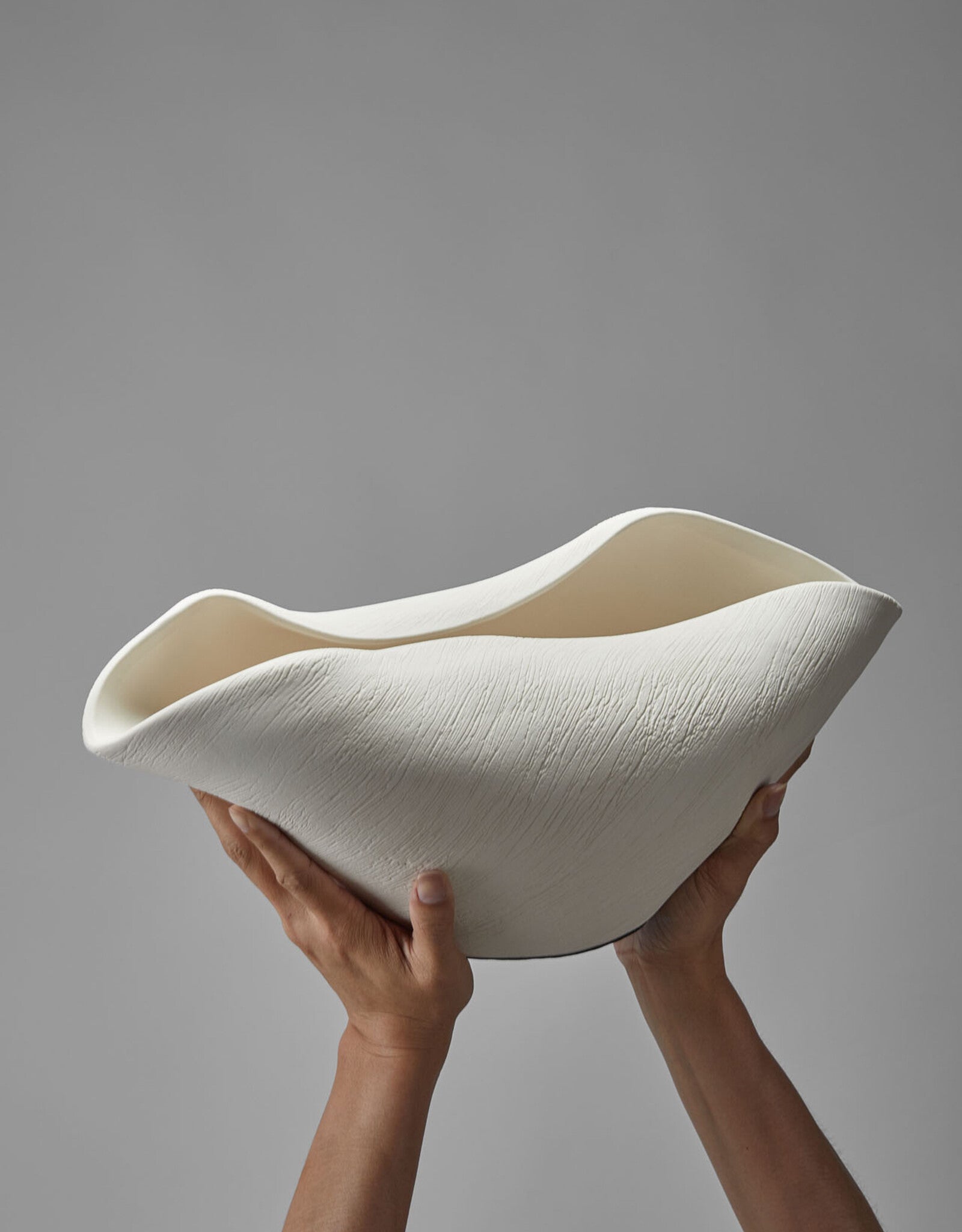 THE FOUNDRY COSSE BOWL LARGE IVORY