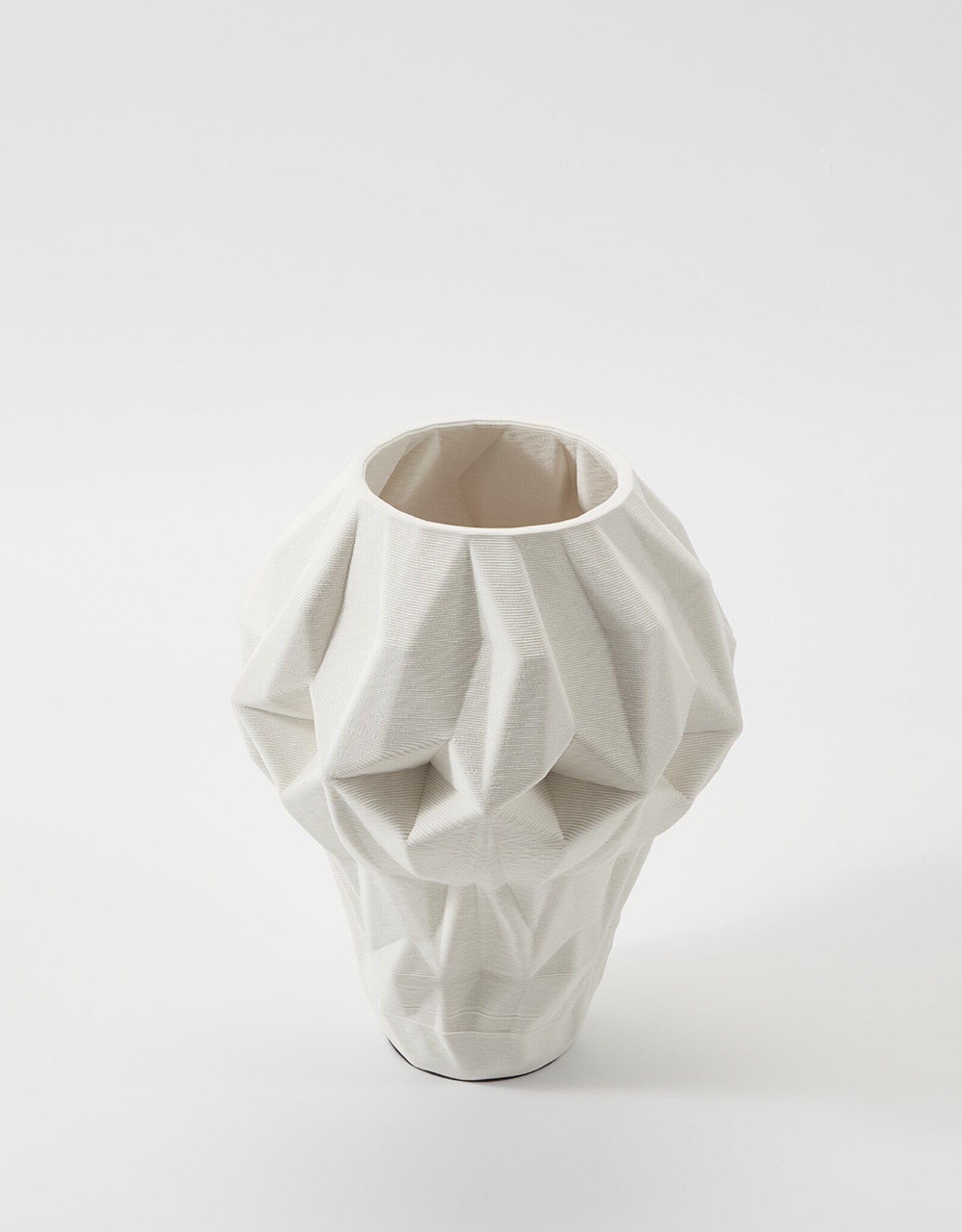 THE FOUNDRY HEDRON VASE SMALL IVORY