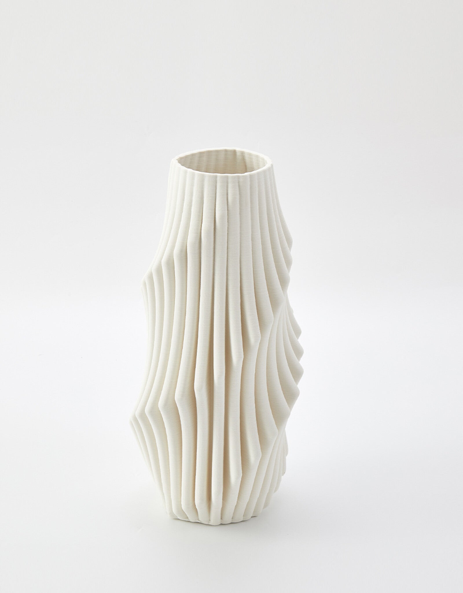 THE FOUNDRY PLUME VASE SMALL IVORY